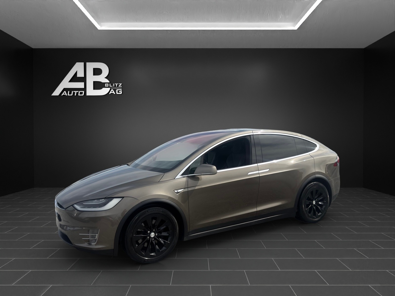 TESLA Model X 90 D 4x4 mit 525 PS * 7-Plätzer *-image-1