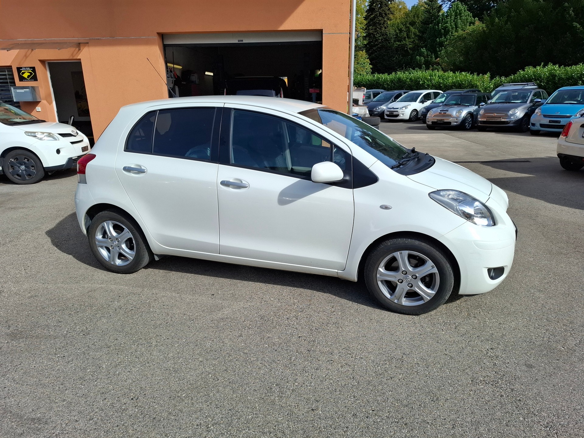 TOYOTA Yaris 1.33 Linea Sol-image-5