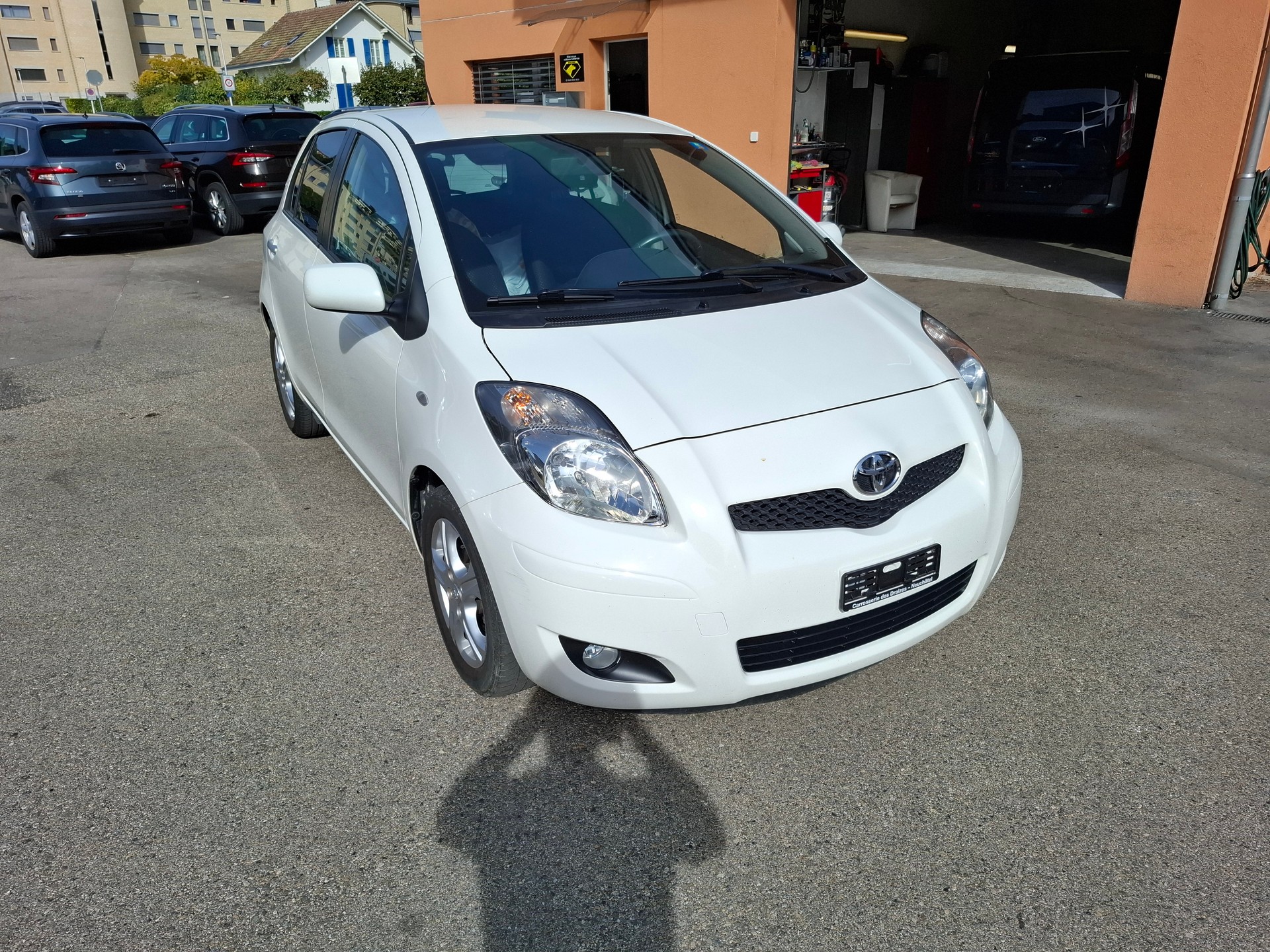 TOYOTA Yaris 1.33 Linea Sol-image-2
