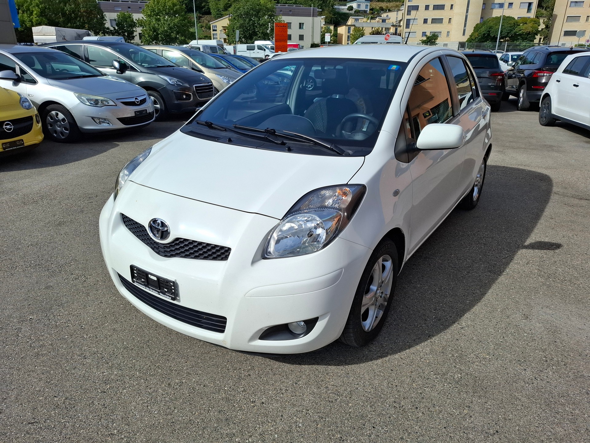 TOYOTA Yaris 1.33 Linea Sol-image-0