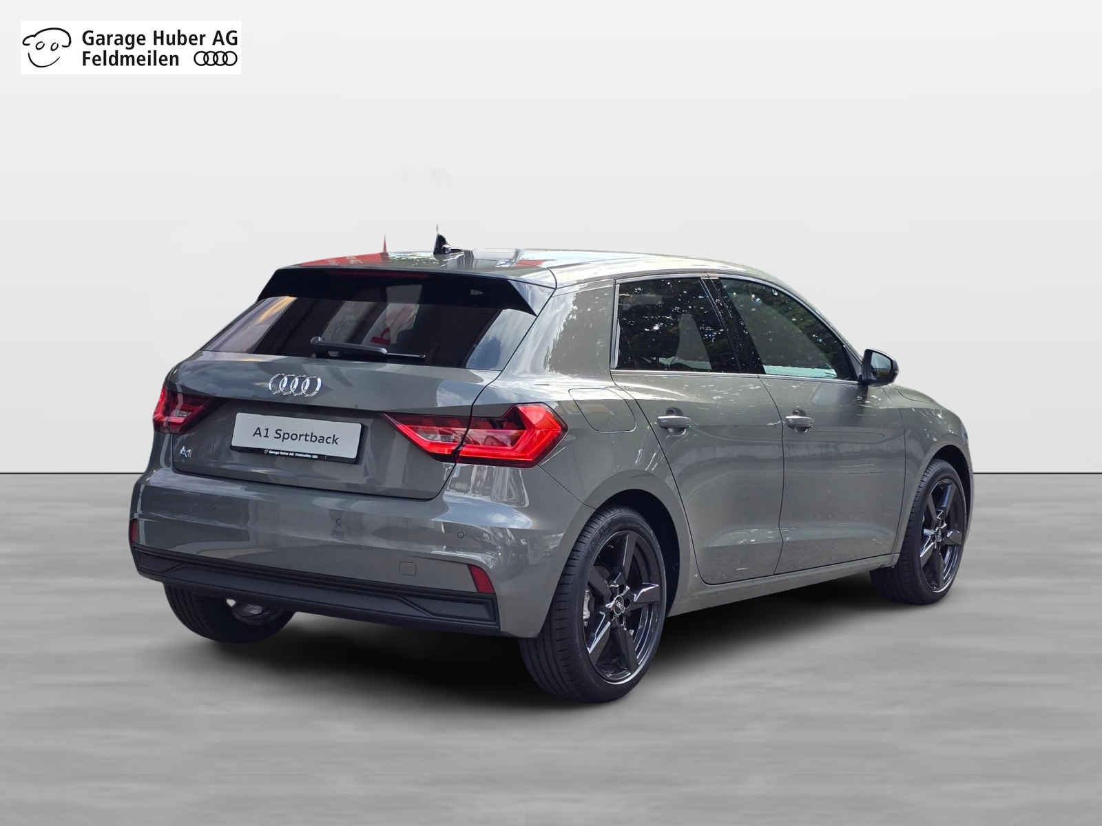 AUDI A1 Sportback 30 TFSI Attraction S-tronic-image-2