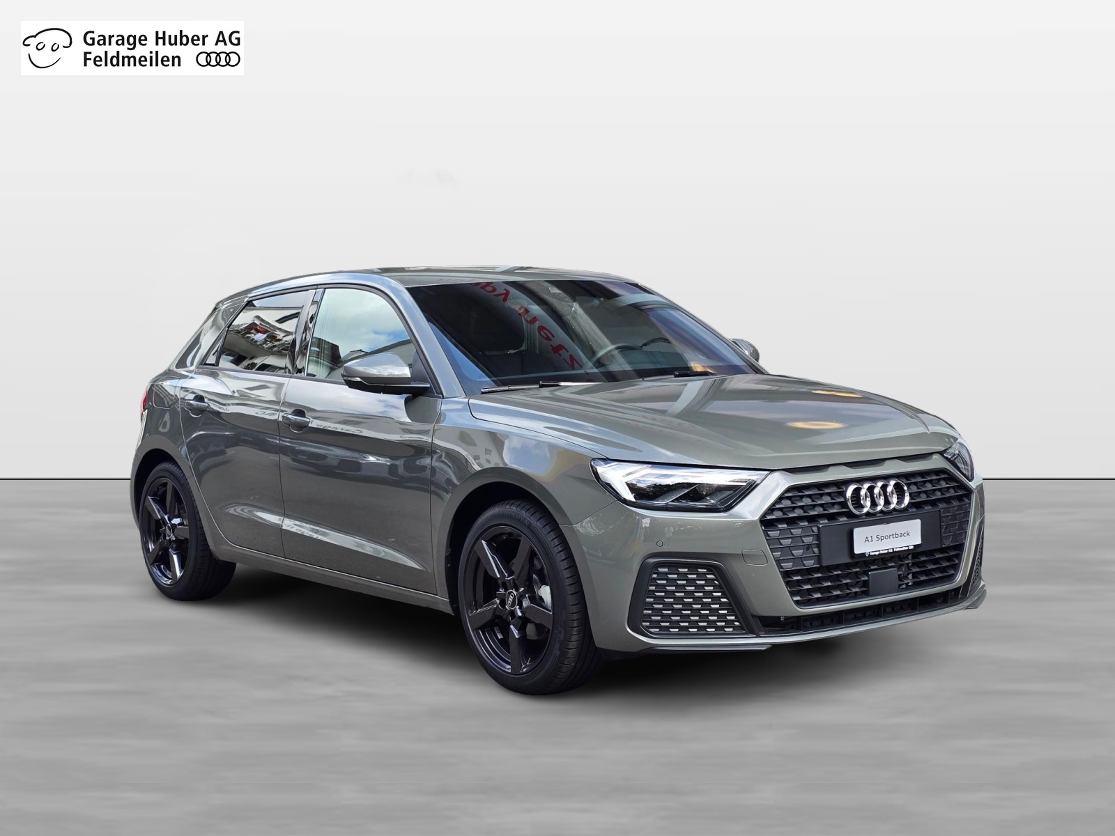 AUDI A1 Sportback 30 TFSI Attraction S-tronic-image-0