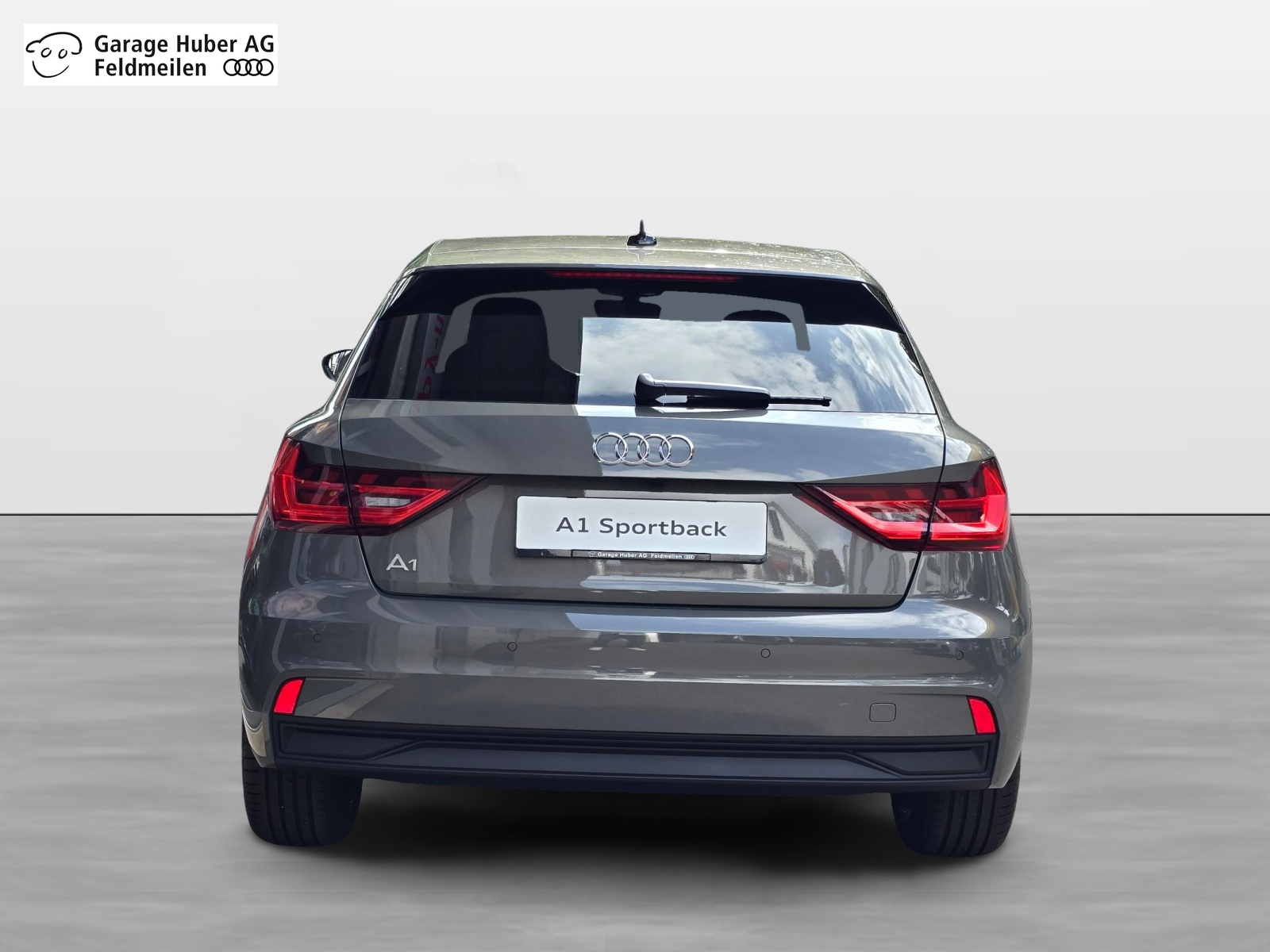 AUDI A1 Sportback 30 TFSI Attraction S-tronic-image-4