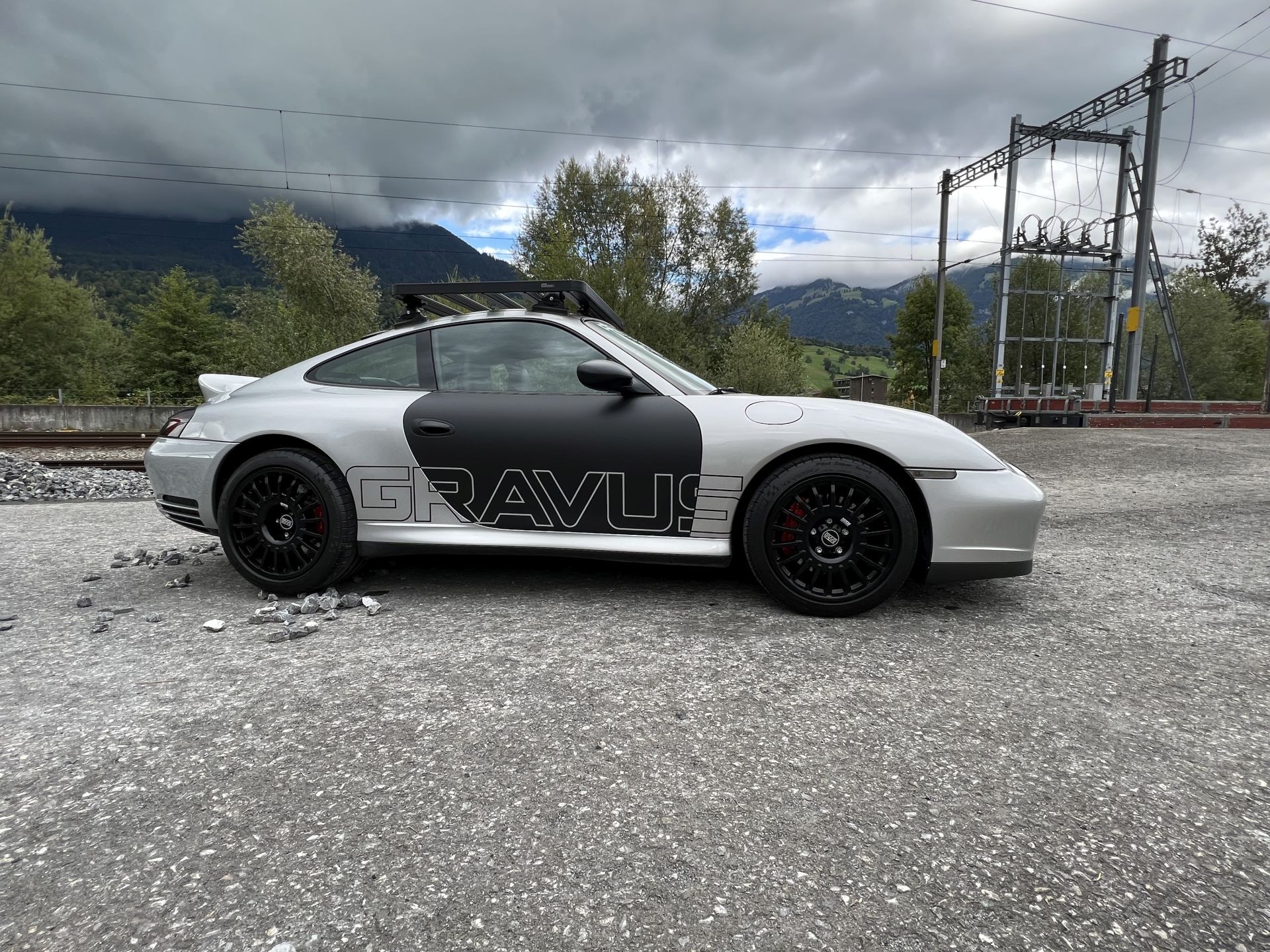PORSCHE 911 Carrera 4 S-image-2