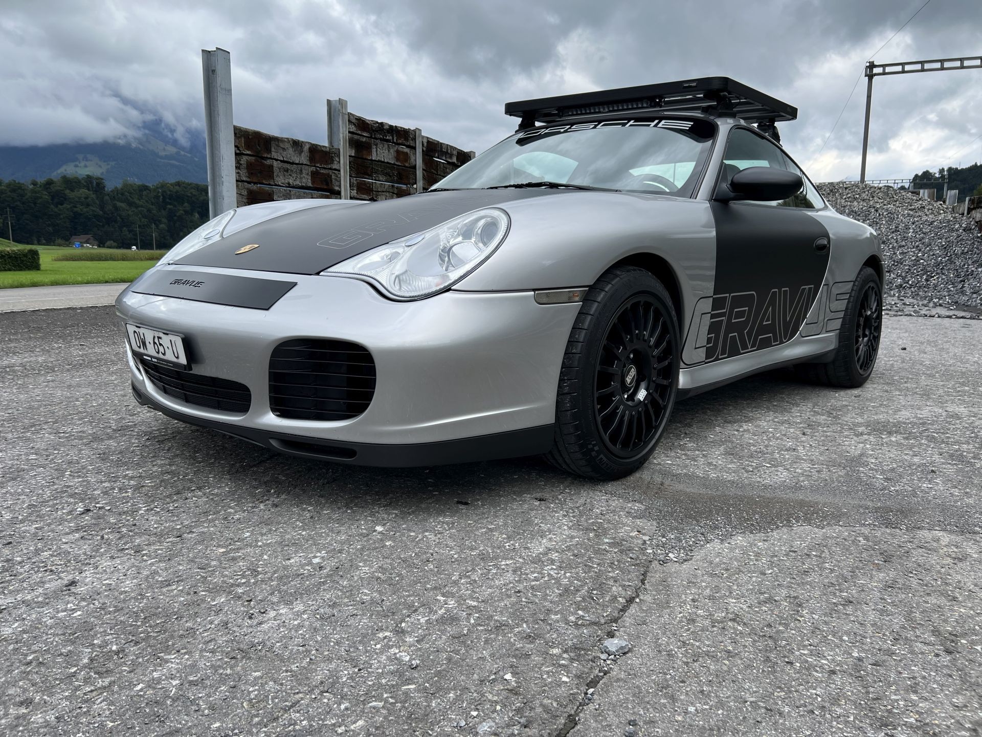 PORSCHE 911 Carrera 4 S-image-4