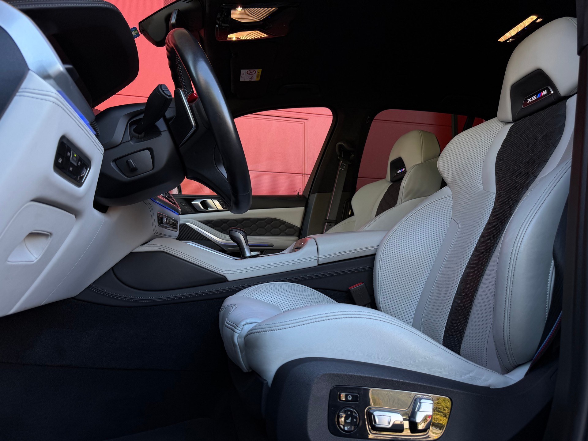 BMW X5M Competition Steptronic Competition *CH-Fahrzeug*-image-12