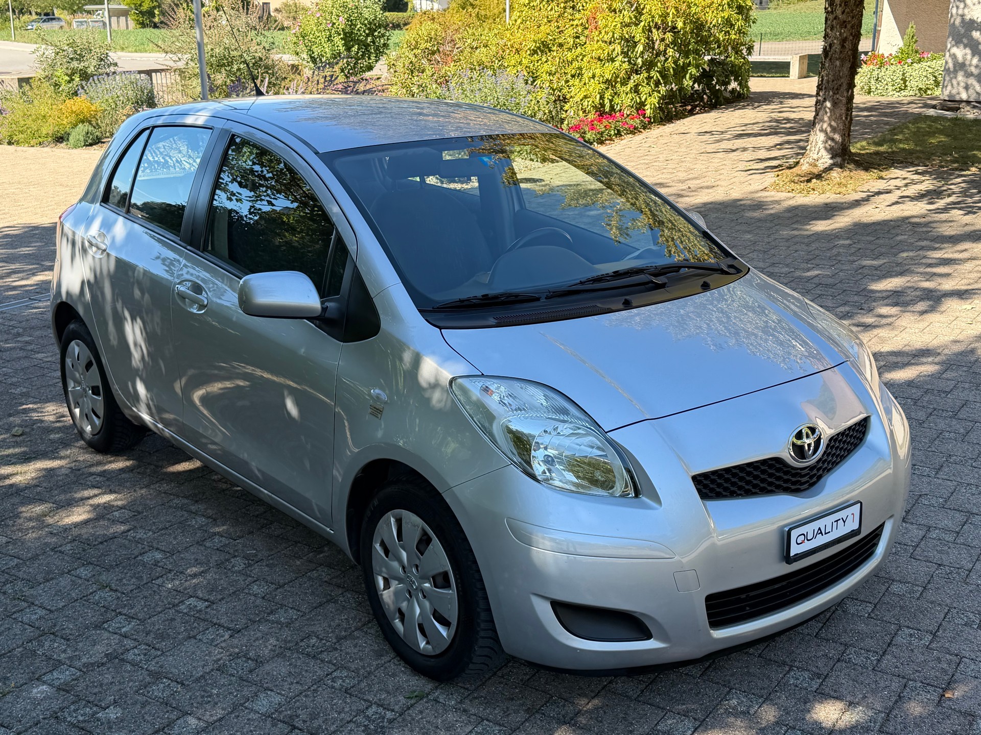 TOYOTA Yaris 1.33 Linea Luna-image-1