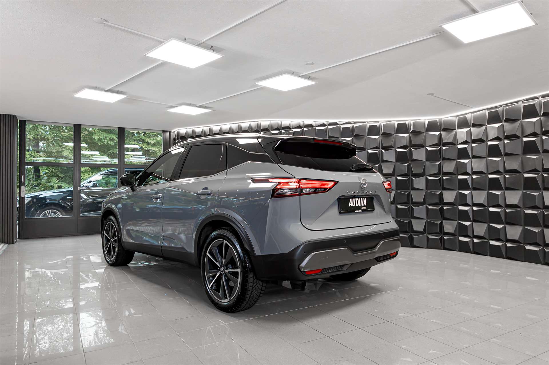NISSAN Qashqai 1.3 DIG-T MHEV Tekna+ Xtronic 4x4-image-2