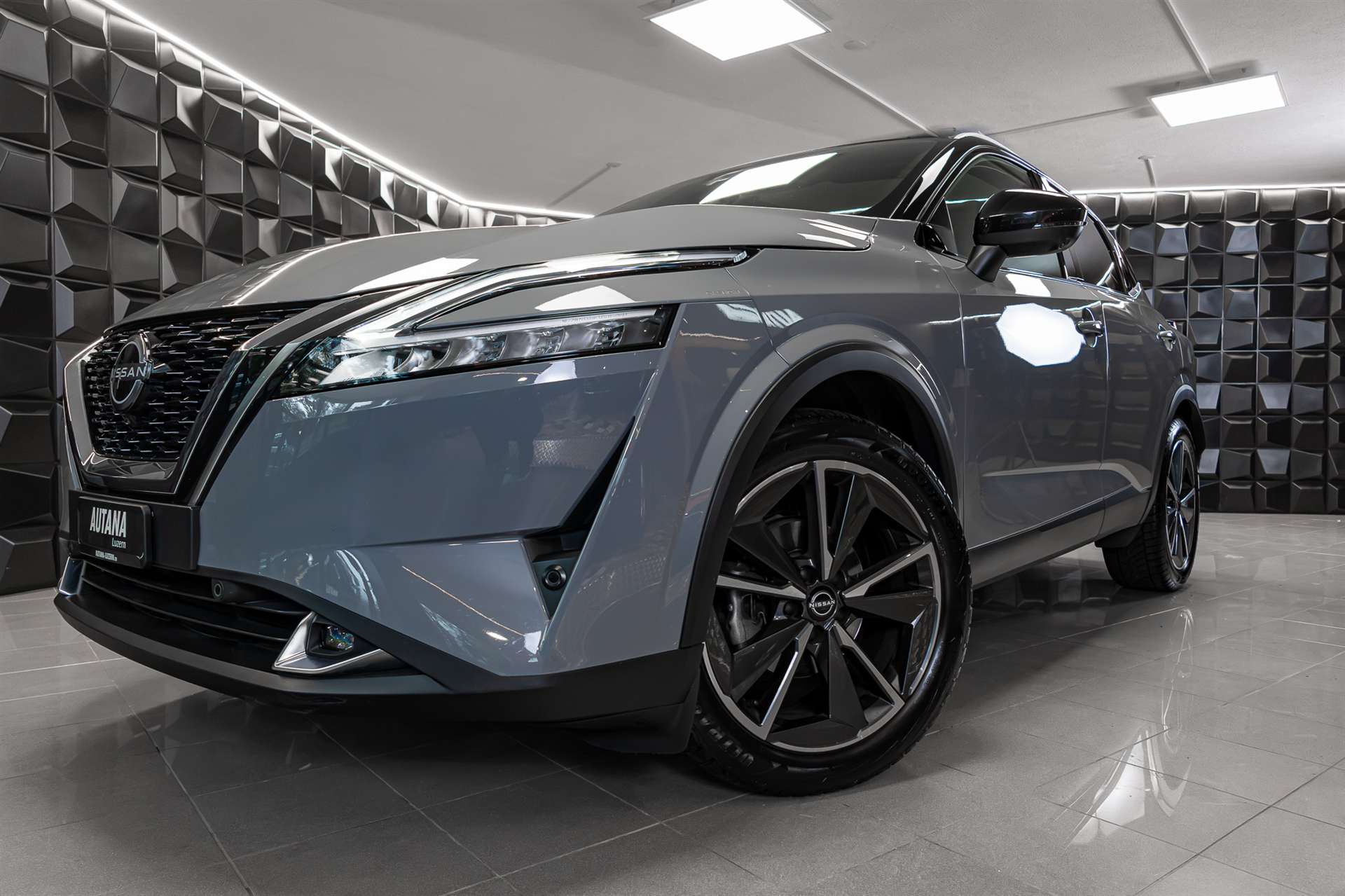 NISSAN Qashqai 1.3 DIG-T MHEV Tekna+ Xtronic 4x4-image-29
