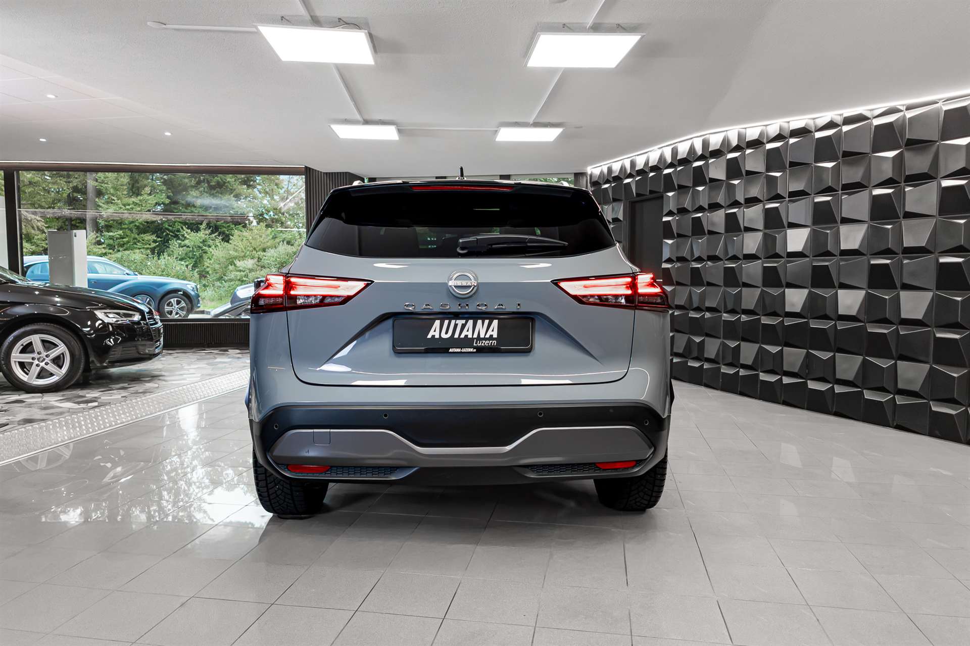 NISSAN Qashqai 1.3 DIG-T MHEV Tekna+ Xtronic 4x4-image-4