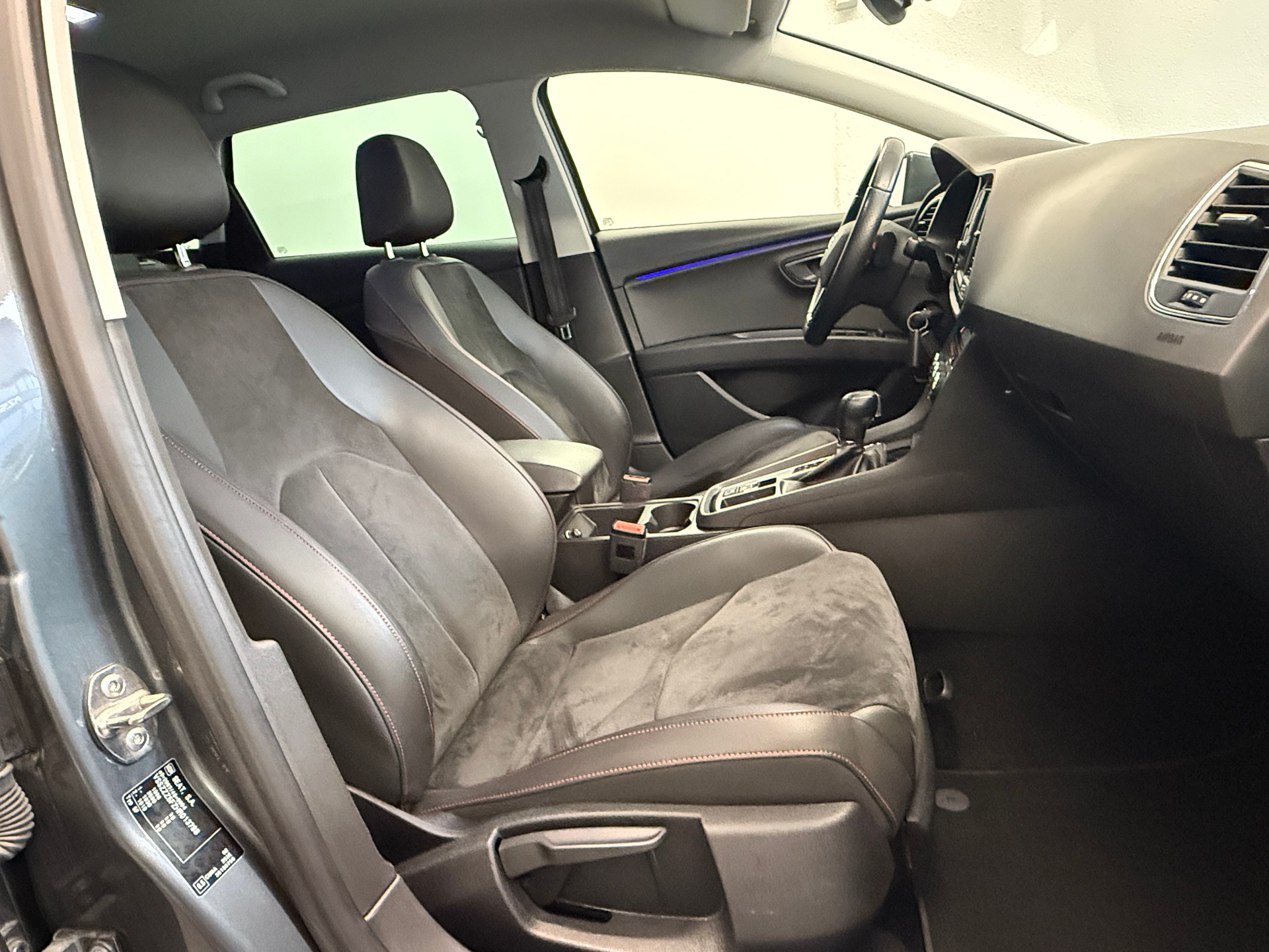 SEAT Leon ST 2.0 TDI CR FR Line DSG Ab 220.- pro Monat-image-11