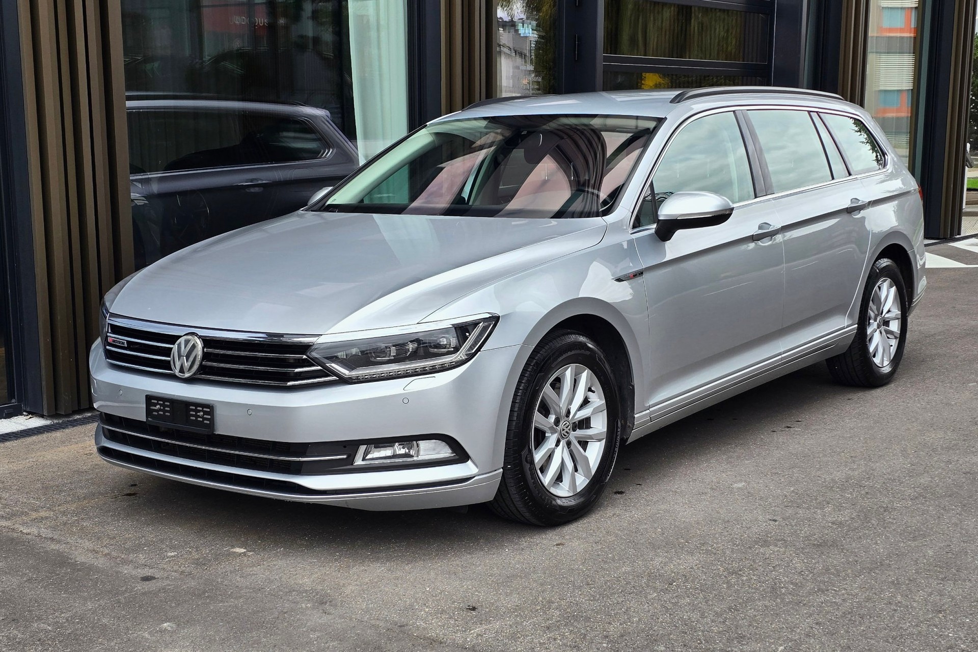 VW 2.0 TDI 190 SCR Comfl.DSG 4m-image-0