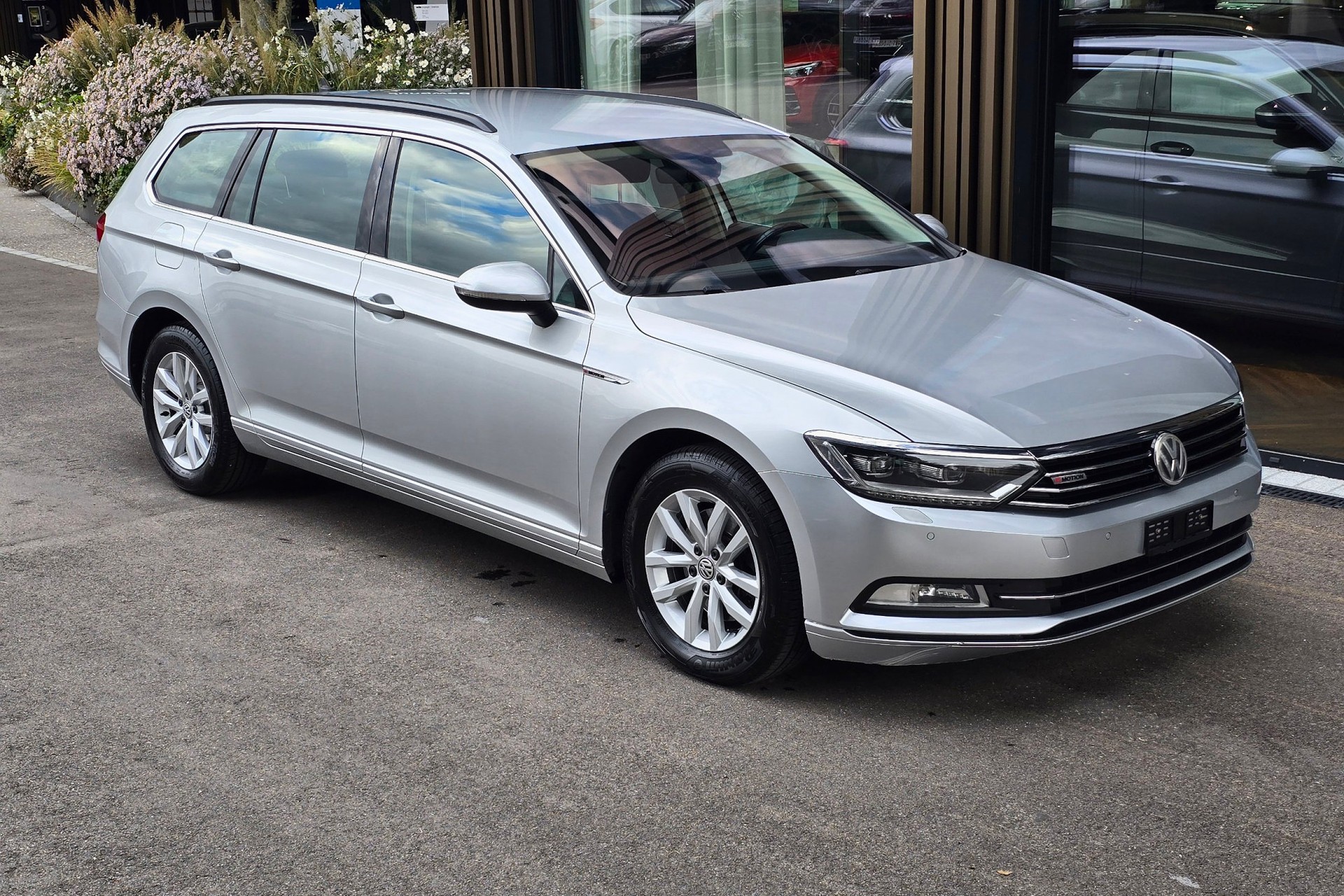 VW 2.0 TDI 190 SCR Comfl.DSG 4m-image-1