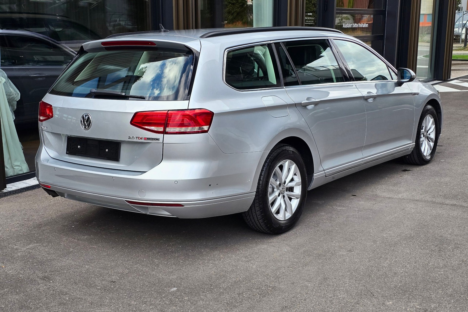 VW 2.0 TDI 190 SCR Comfl.DSG 4m-image-2