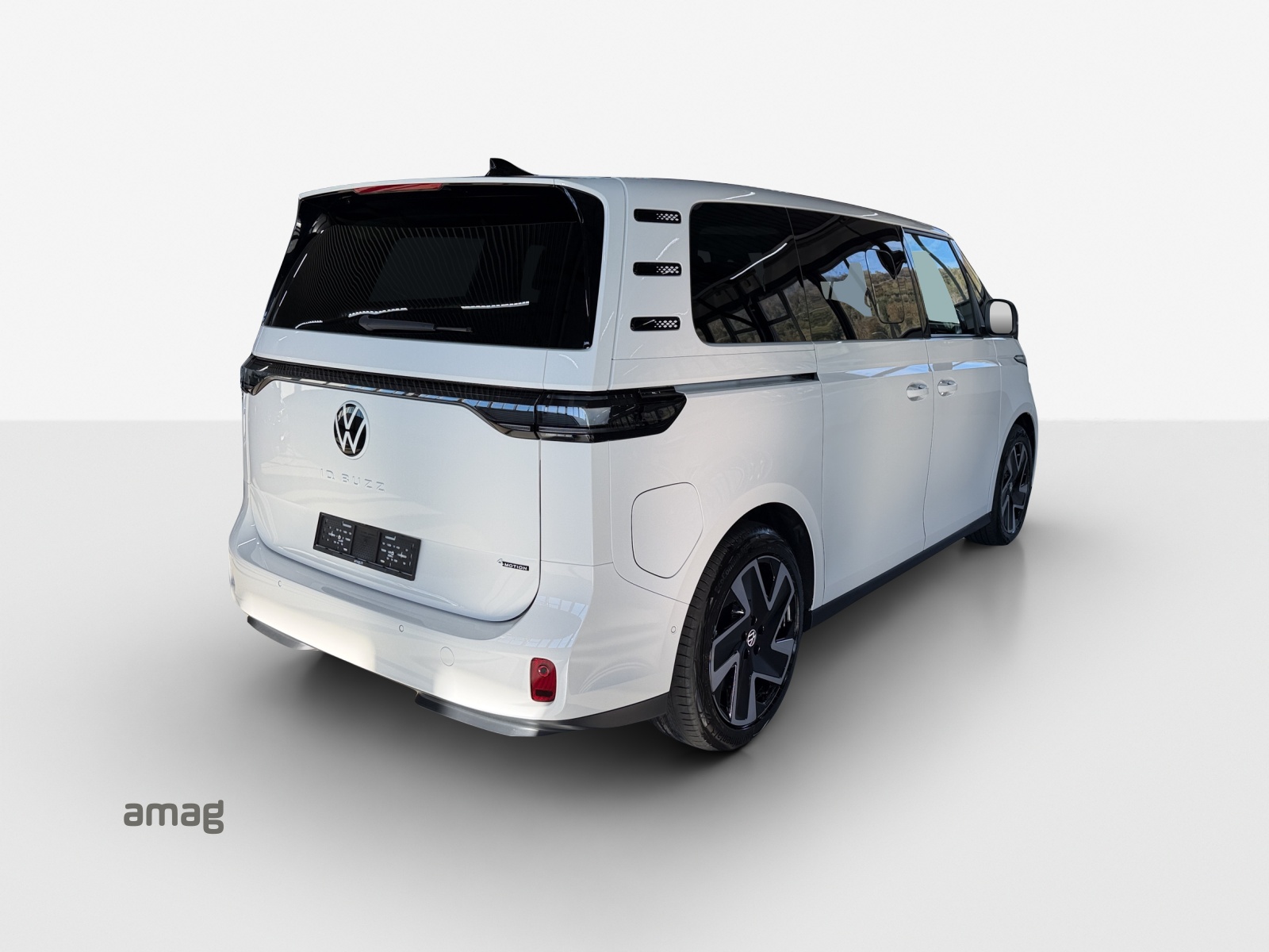 VW ID.Buzz NWB Pro 4 Motion-image-4