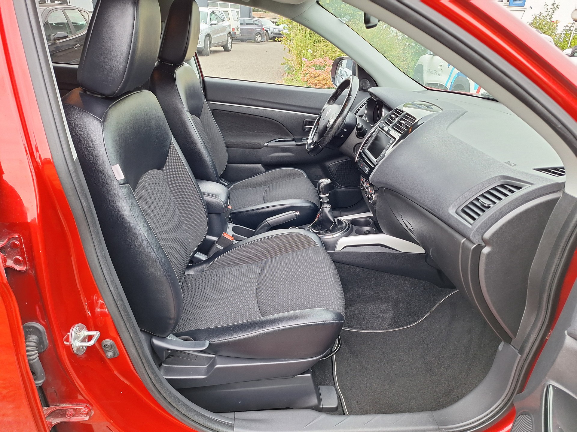 CITROEN C4 Aircross 1.8 HDi Exclusive 4WD-image-7