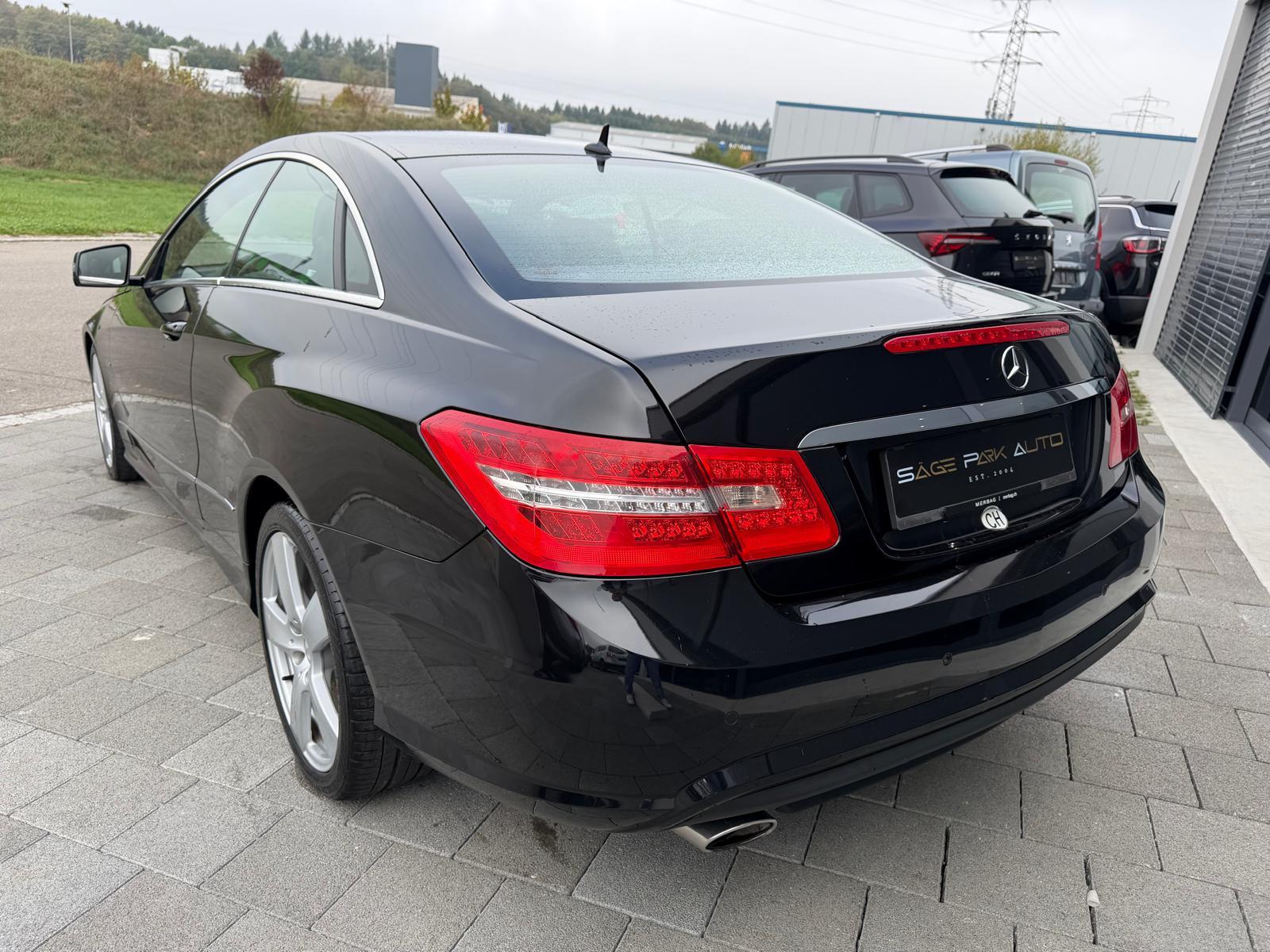 MERCEDES-BENZ E-Klasse C207 Coupé E 220 CDI BlueEF-image-4