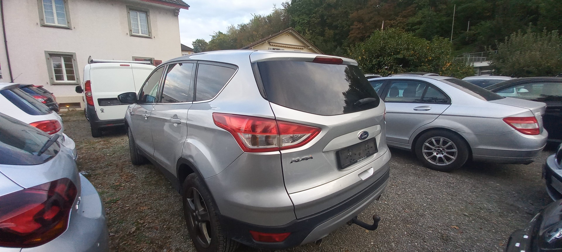 FORD Kuga 2.0 TDCi Titanium 4WD PowerShift-image-4