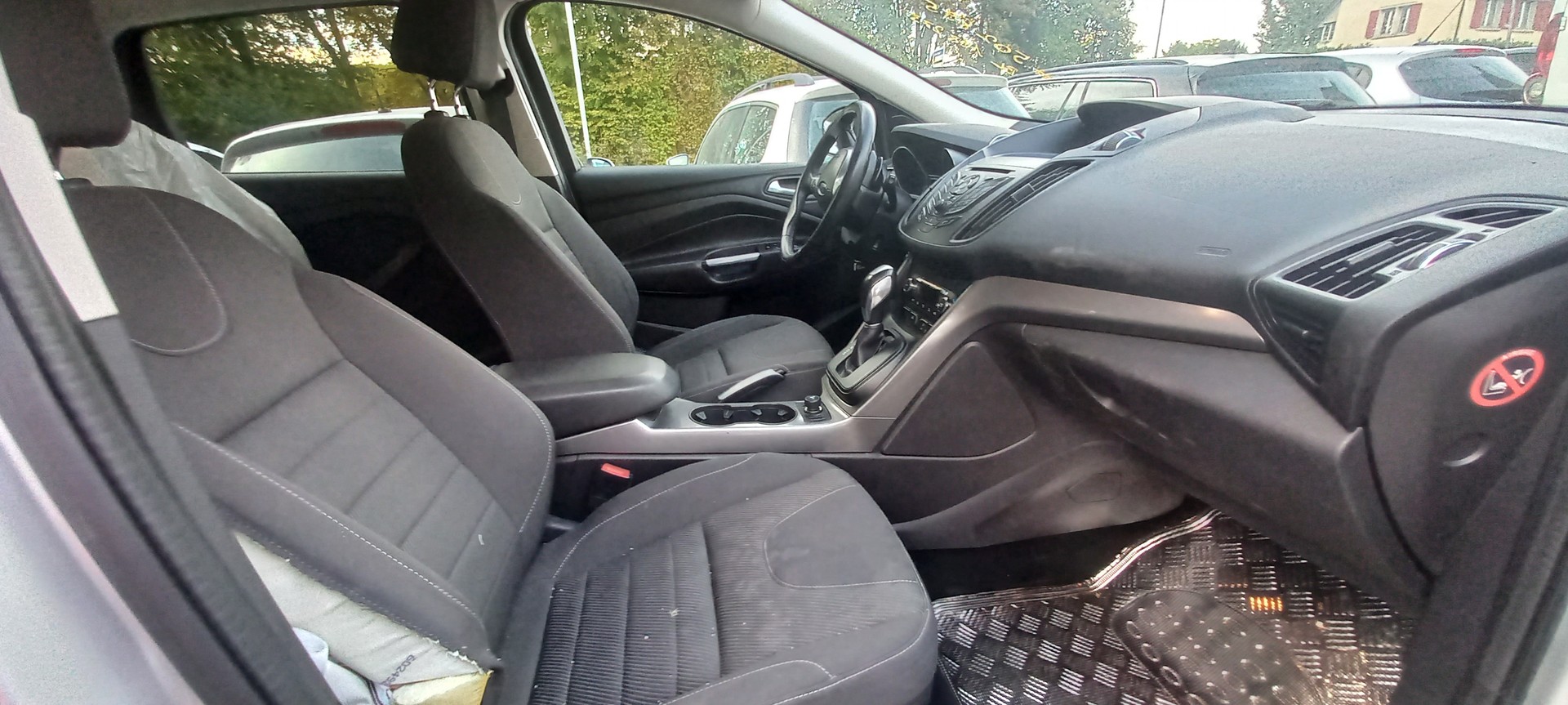 FORD Kuga 2.0 TDCi Titanium 4WD PowerShift-image-9