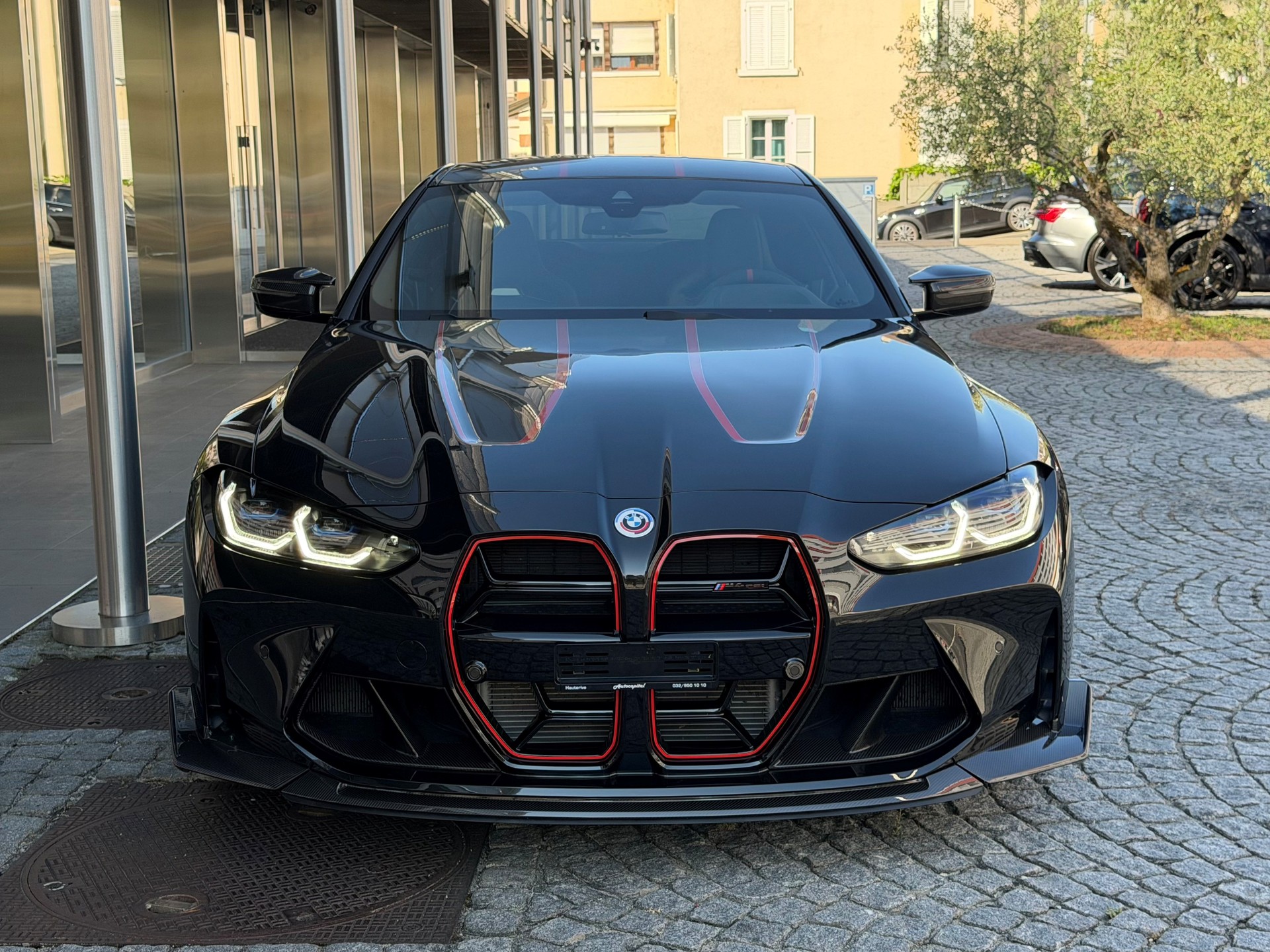 BMW M4 CSL Coupé-image-1
