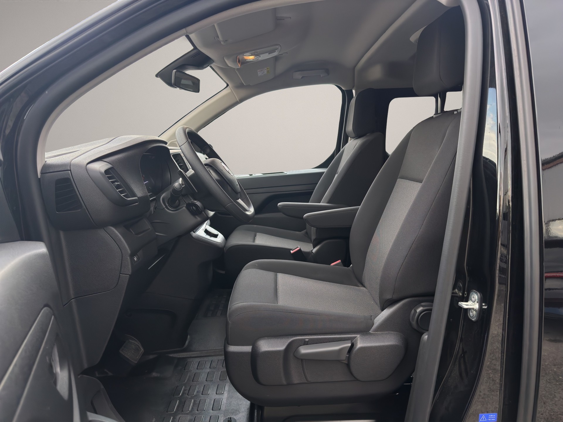 FIAT Scudo 2.0 MJ L2 Lounge AT-image-9