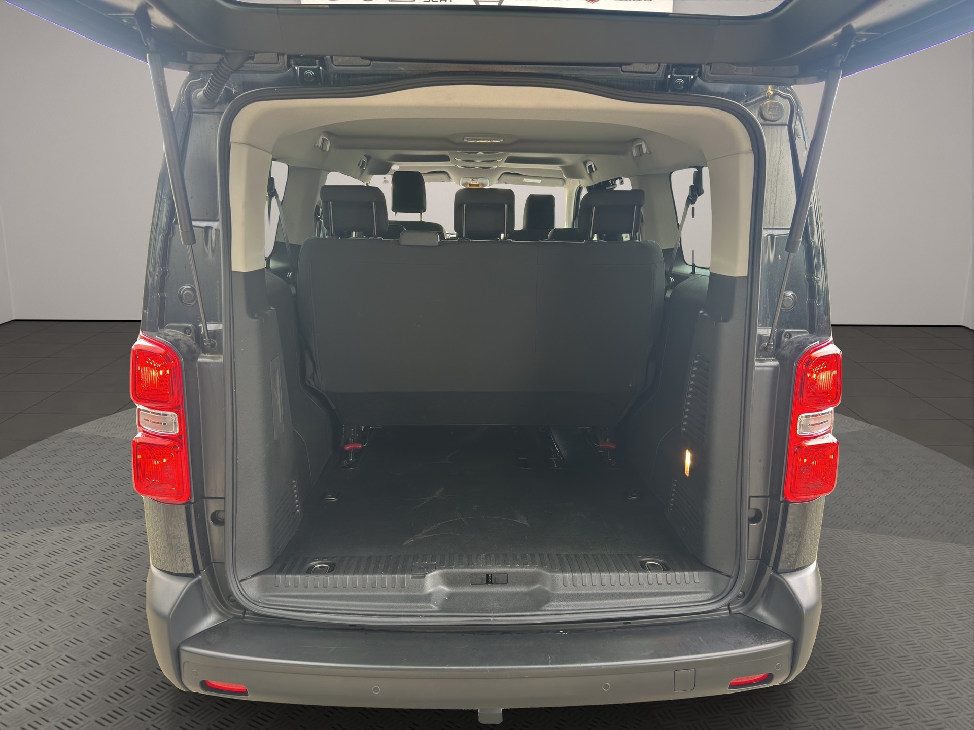 FIAT Scudo 2.0 MJ L2 Lounge AT-image-6