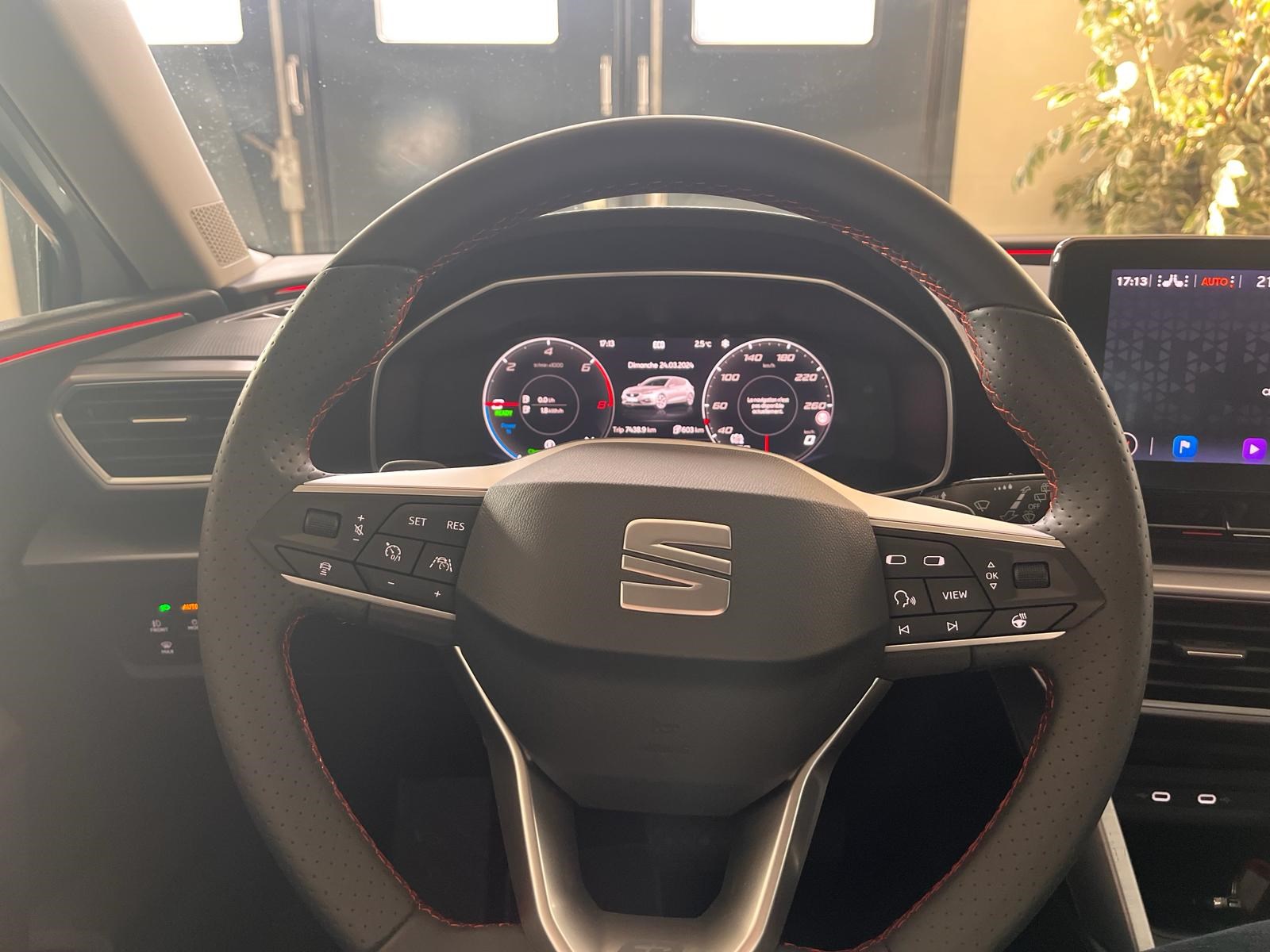 SEAT Leon 1.4 eHybrid pHEV DSG FR-image-6