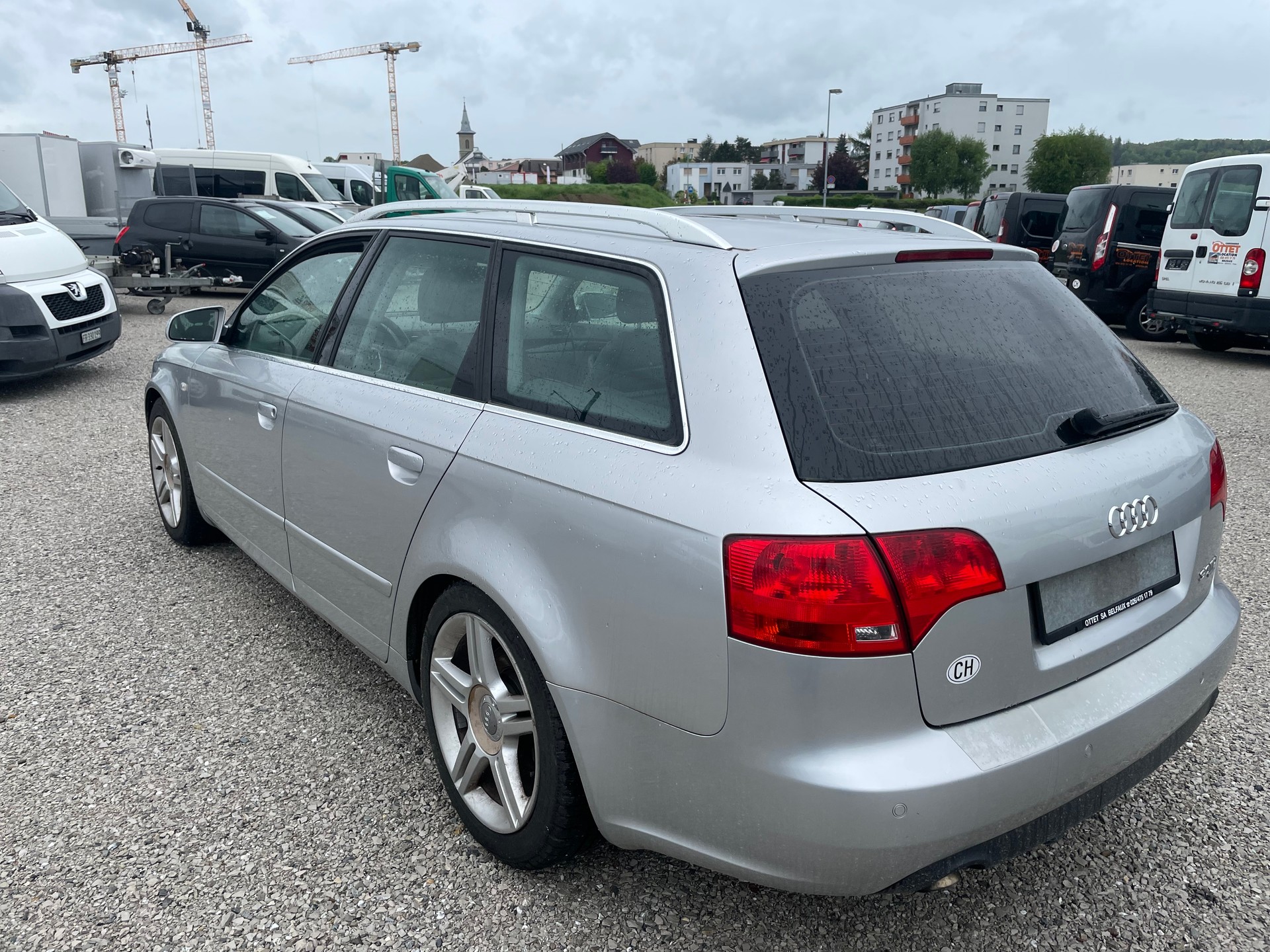 AUDI A4 Avant 3.0 V6 TDI quattro-image-3