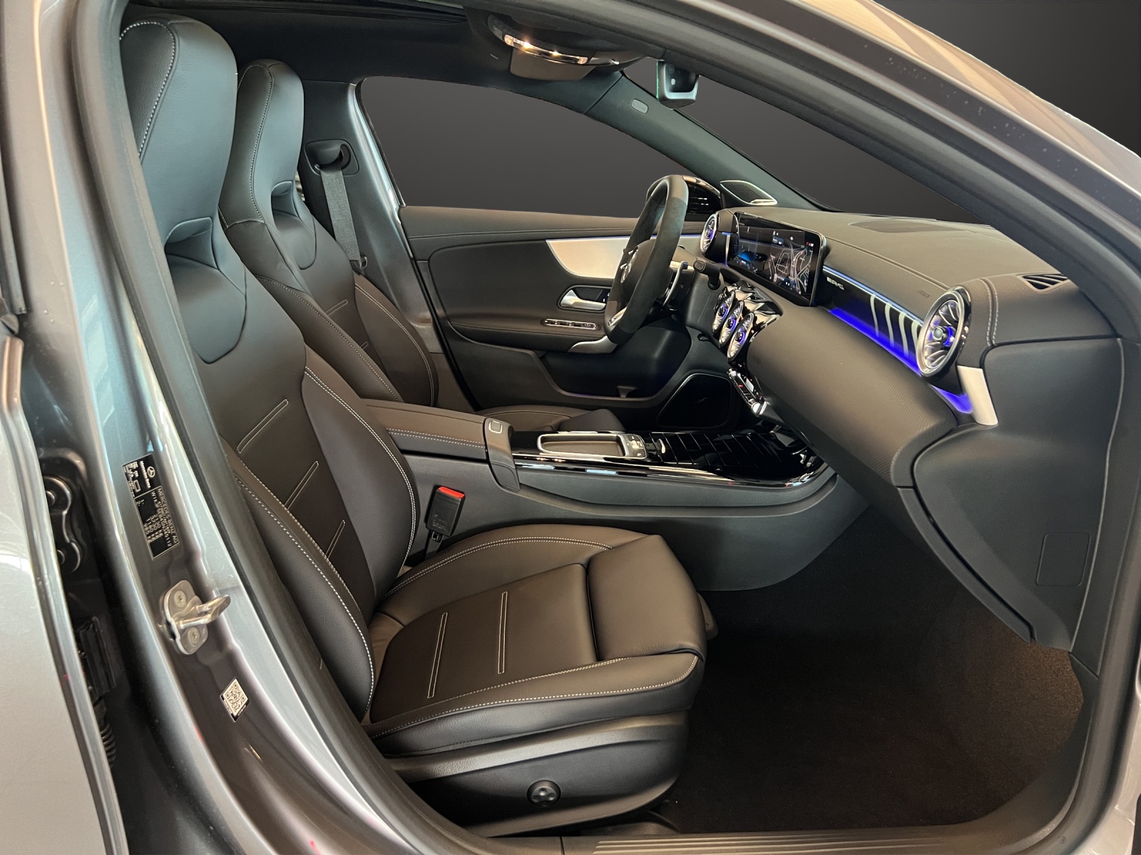 MERCEDES-BENZ A AMG 45 S 4Matic 8G-DCT-image-10