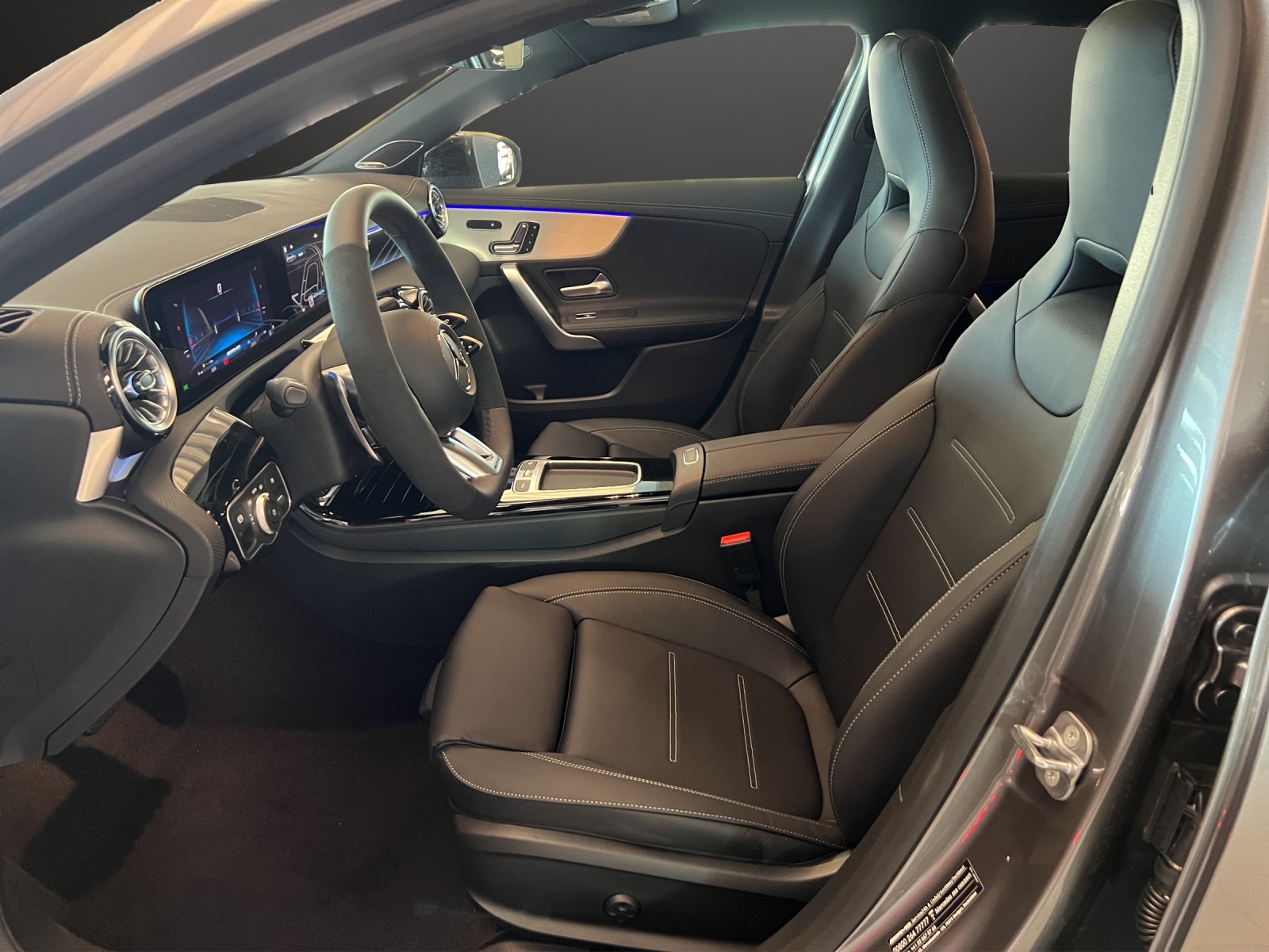 MERCEDES-BENZ A AMG 45 S 4Matic 8G-DCT-image-8