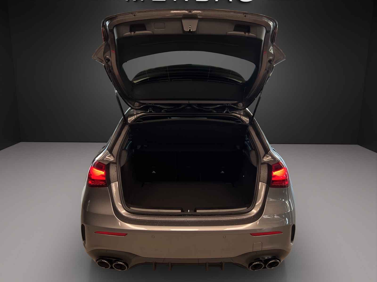 MERCEDES-BENZ A AMG 45 S 4Matic 8G-DCT-image-6