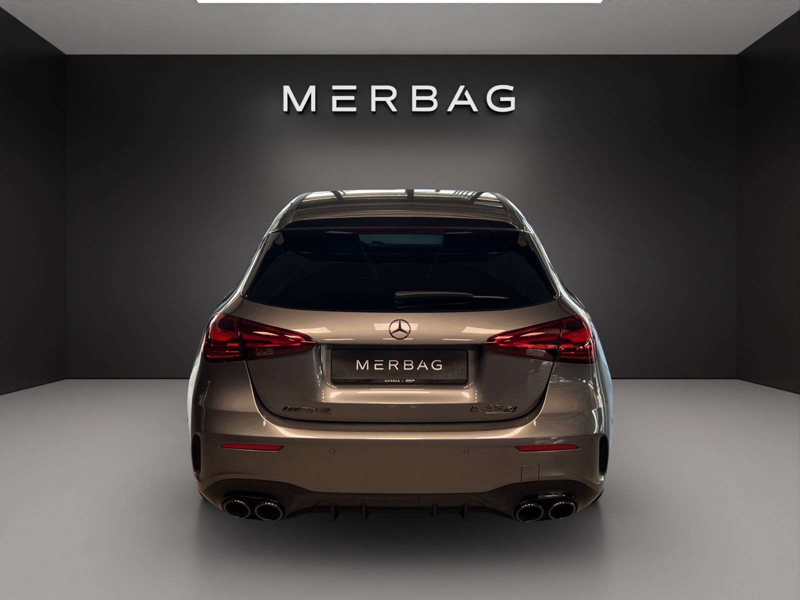 MERCEDES-BENZ A AMG 45 S 4Matic 8G-DCT-image-4