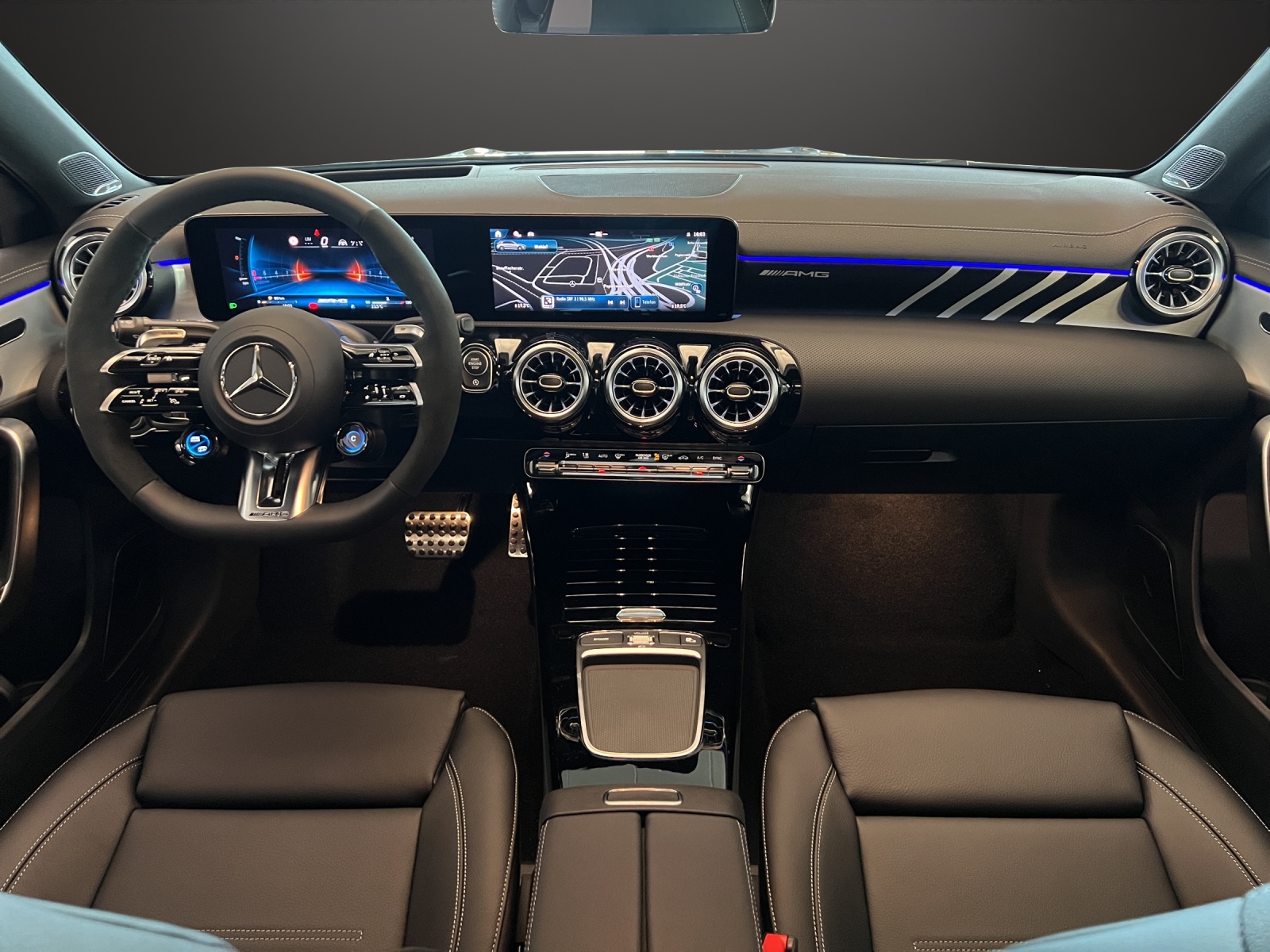 MERCEDES-BENZ A AMG 45 S 4Matic 8G-DCT-image-9