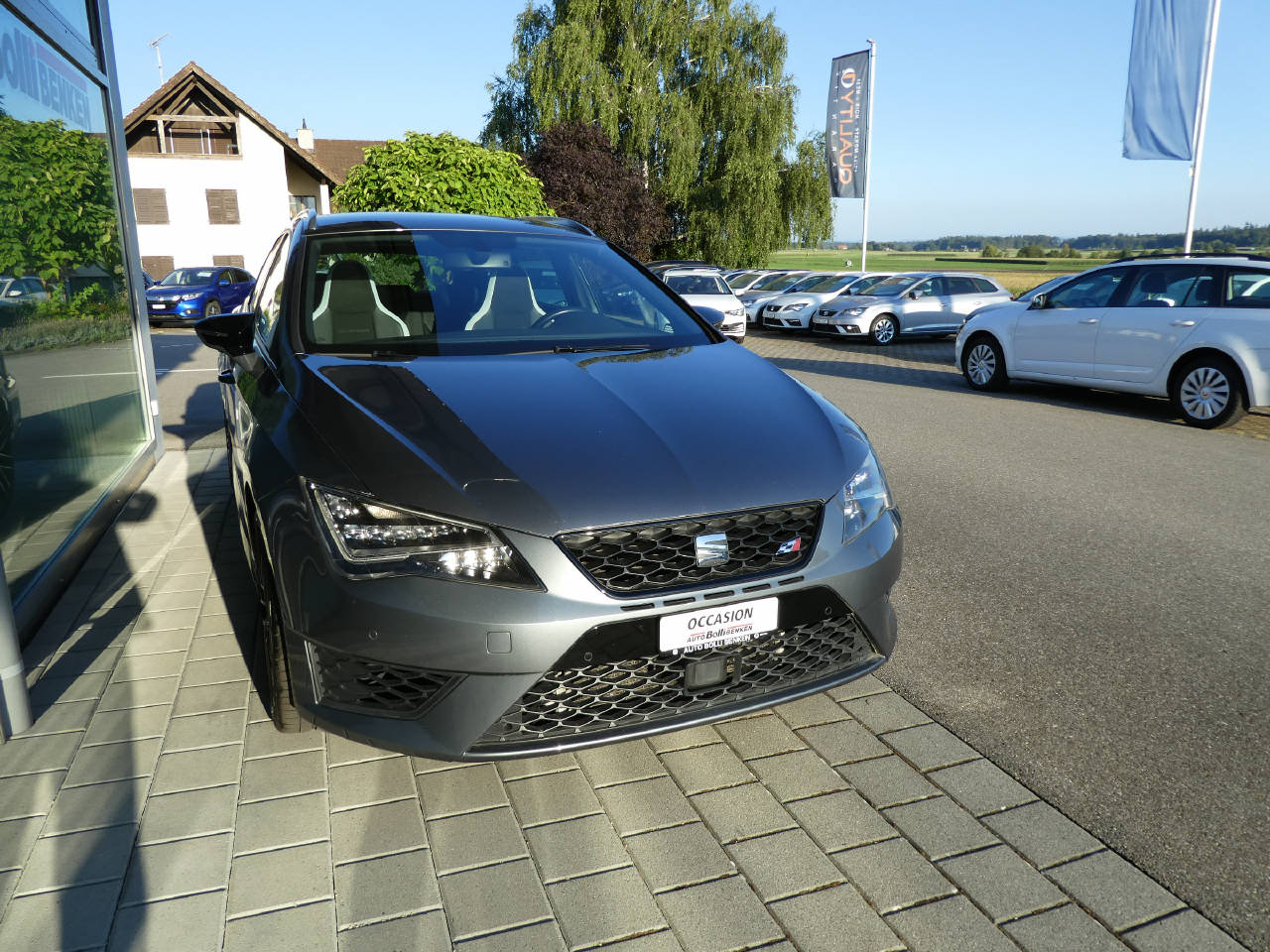 SEAT Leon ST 2.0 TSI 280 Cupra-image-2