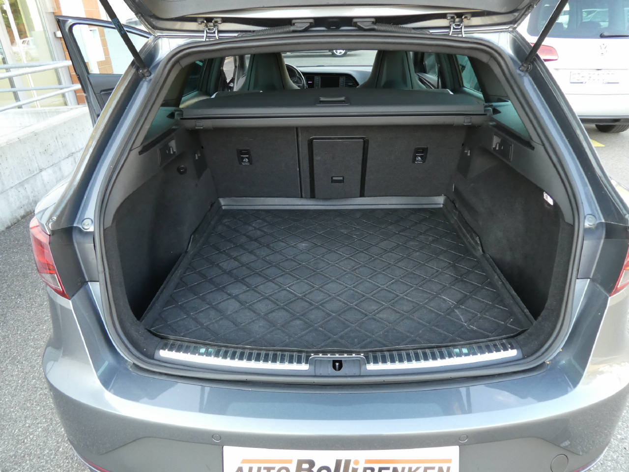 SEAT Leon ST 2.0 TSI 280 Cupra-image-10