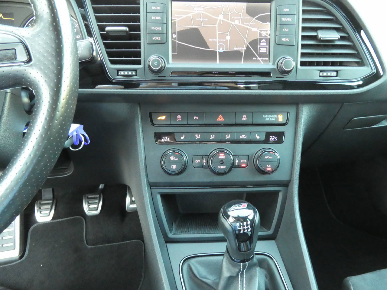 SEAT Leon ST 2.0 TSI 280 Cupra-image-12