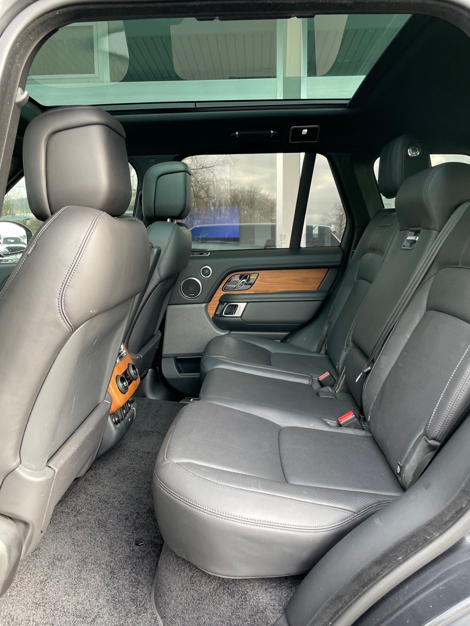 LAND ROVER Range Rover 4.4 SDV8 Vogue-image-11