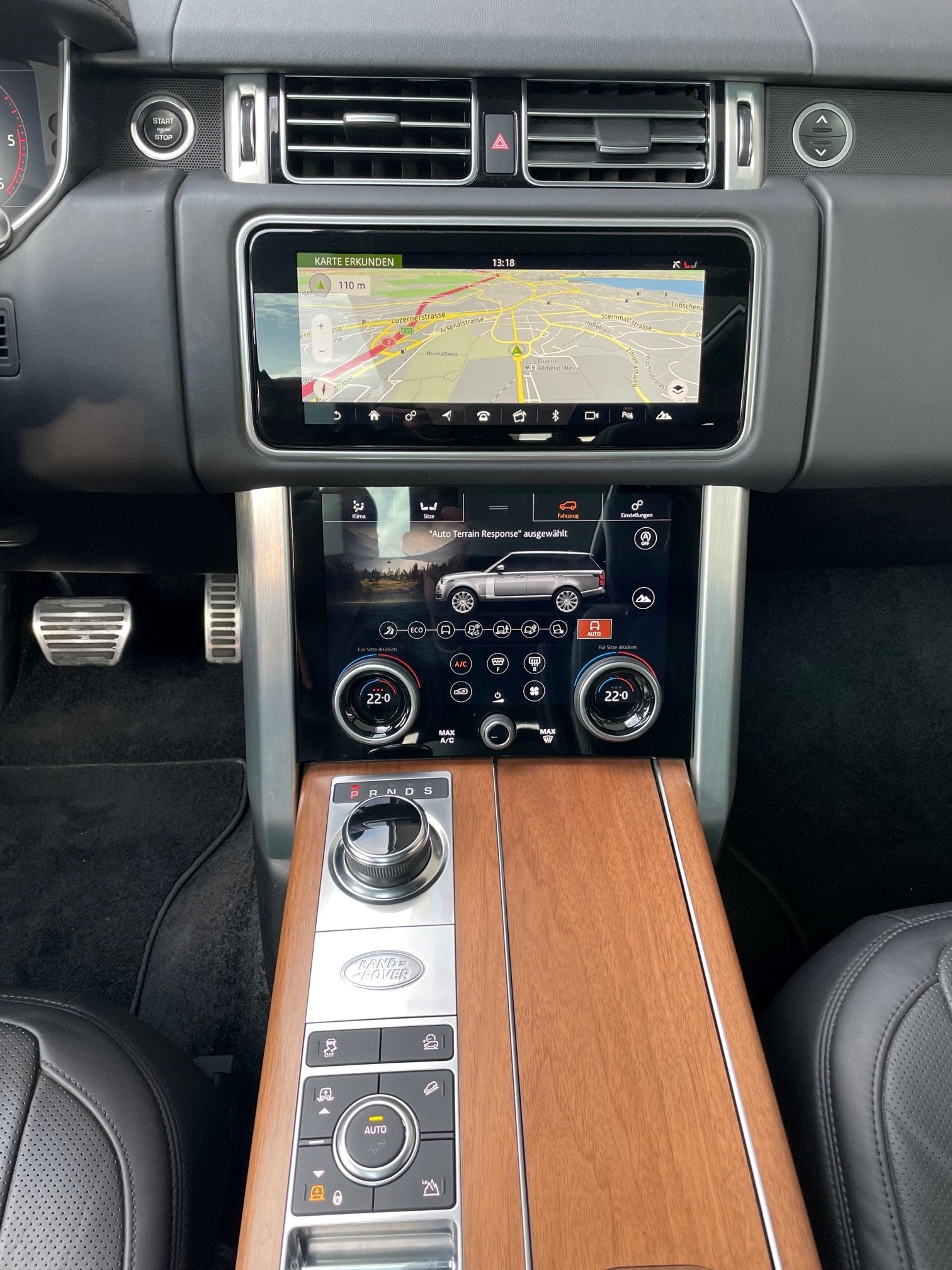 LAND ROVER Range Rover 4.4 SDV8 Vogue-image-7