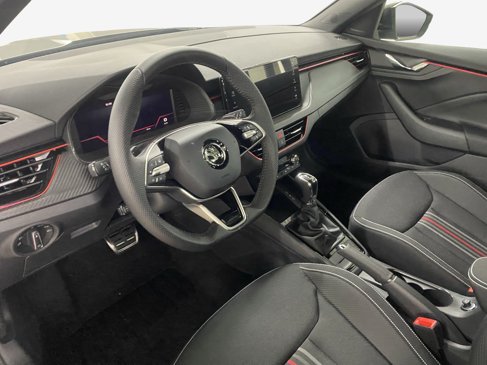 SKODA Kamiq 1.0 TSI Monte Carlo DSG-image-14