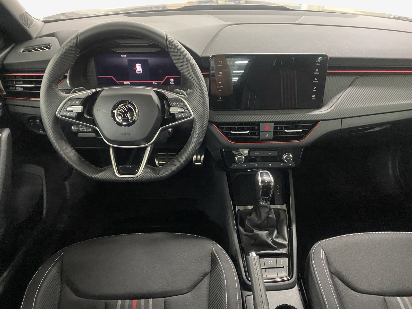 SKODA Kamiq 1.0 TSI Monte Carlo DSG-image-8