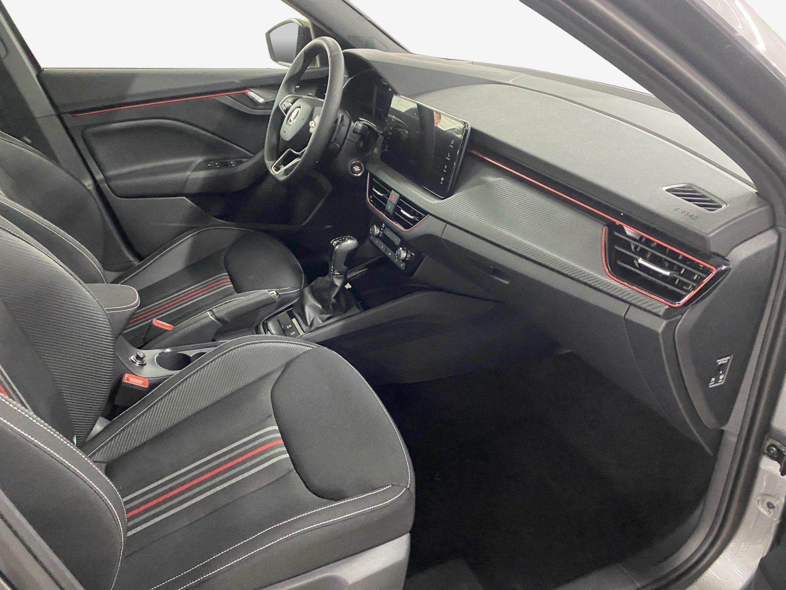 SKODA Kamiq 1.0 TSI Monte Carlo DSG-image-13