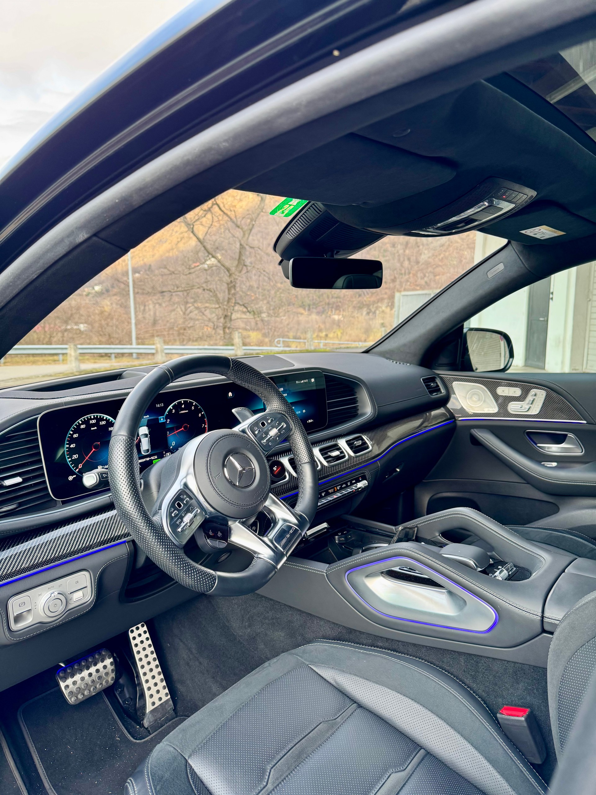 MERCEDES-BENZ GLE Coupé 53 AMG 4Matic+ Speedshift-image-4