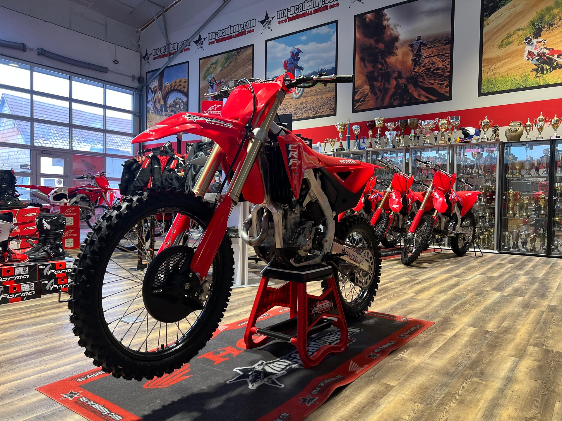 HONDA ** CRF250R ** Neufahrzeug-image-7