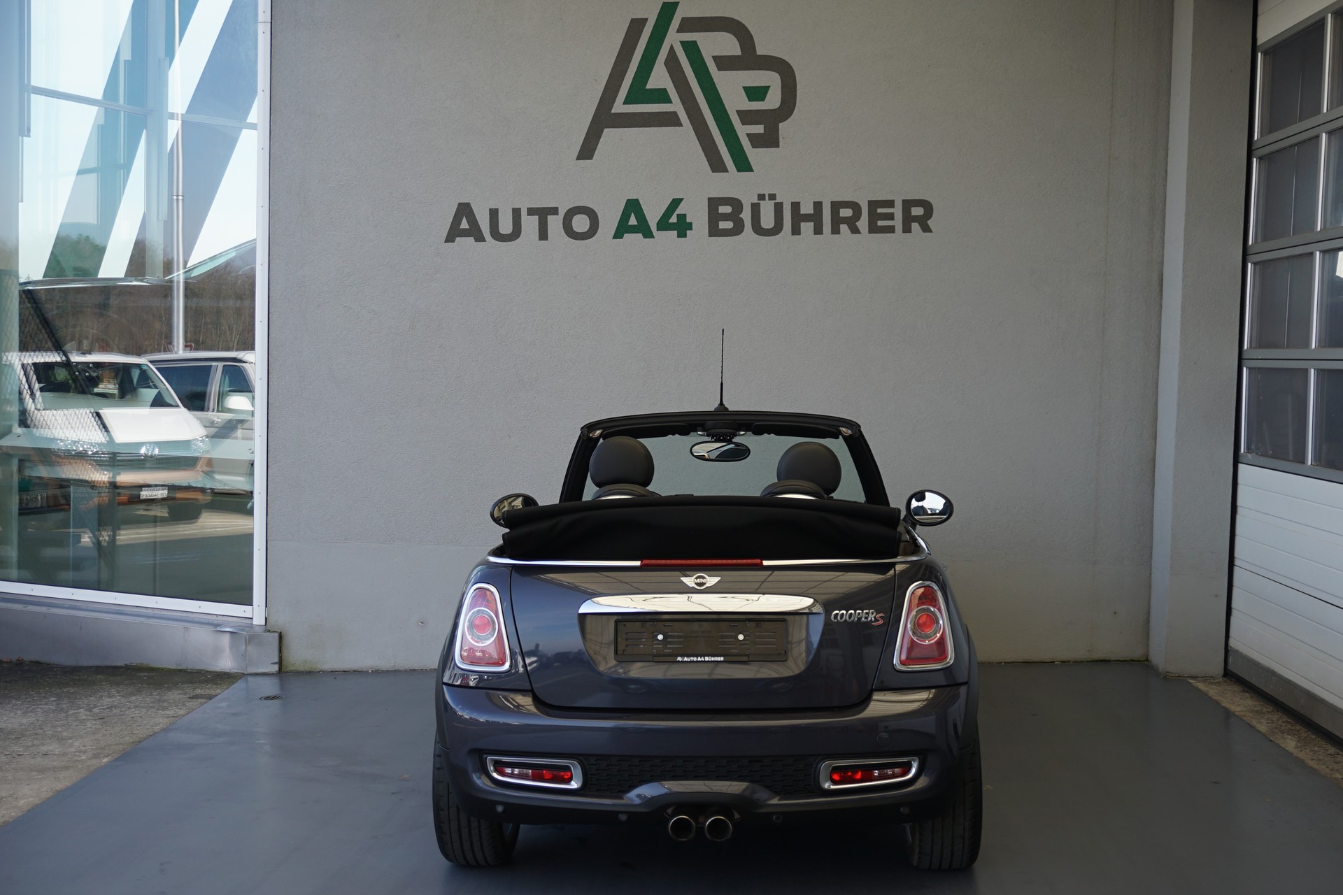 MINI Cooper S 1,6 i Turbo Cabriolet 184PS-image-13