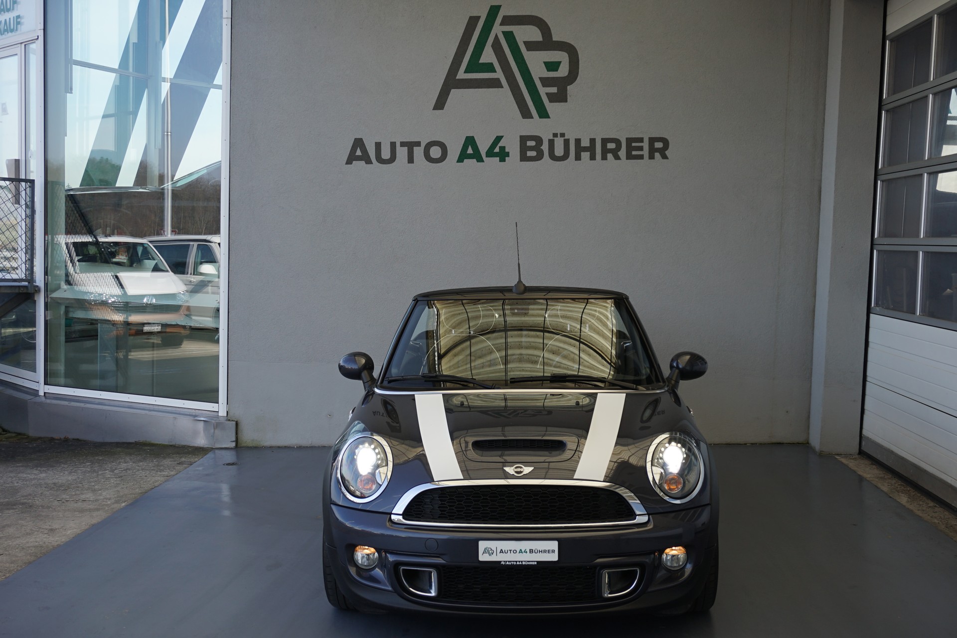 MINI Cooper S 1,6 i Turbo Cabriolet 184PS-image-12