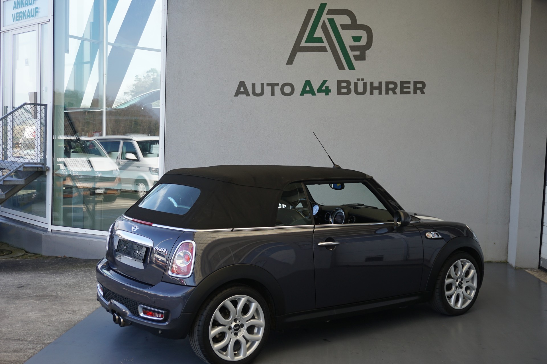 MINI Cooper S 1,6 i Turbo Cabriolet 184PS-image-10