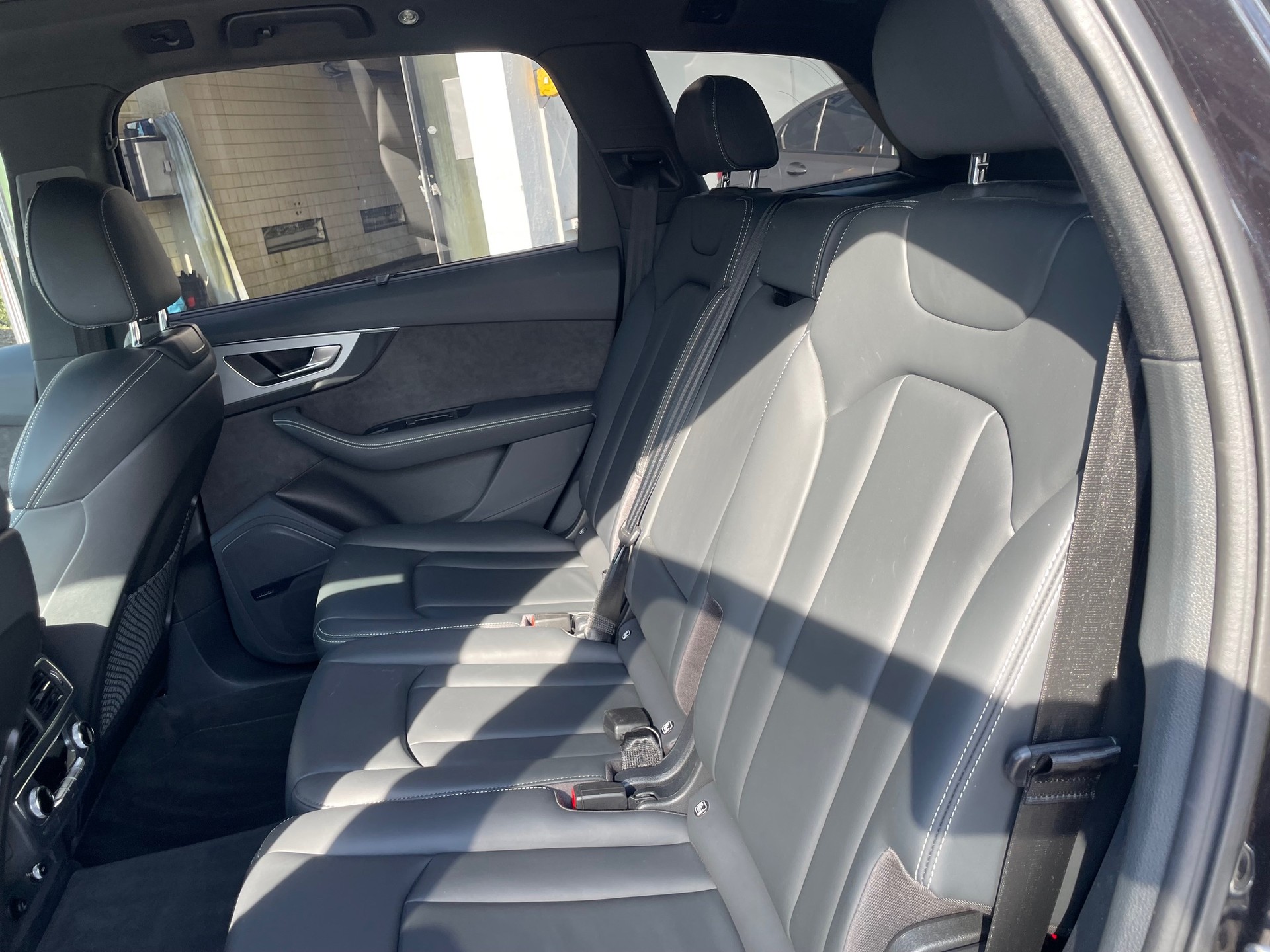 AUDI Q7 50 TDI S Line quattro Tiptronic 7-Plätzer-image-5