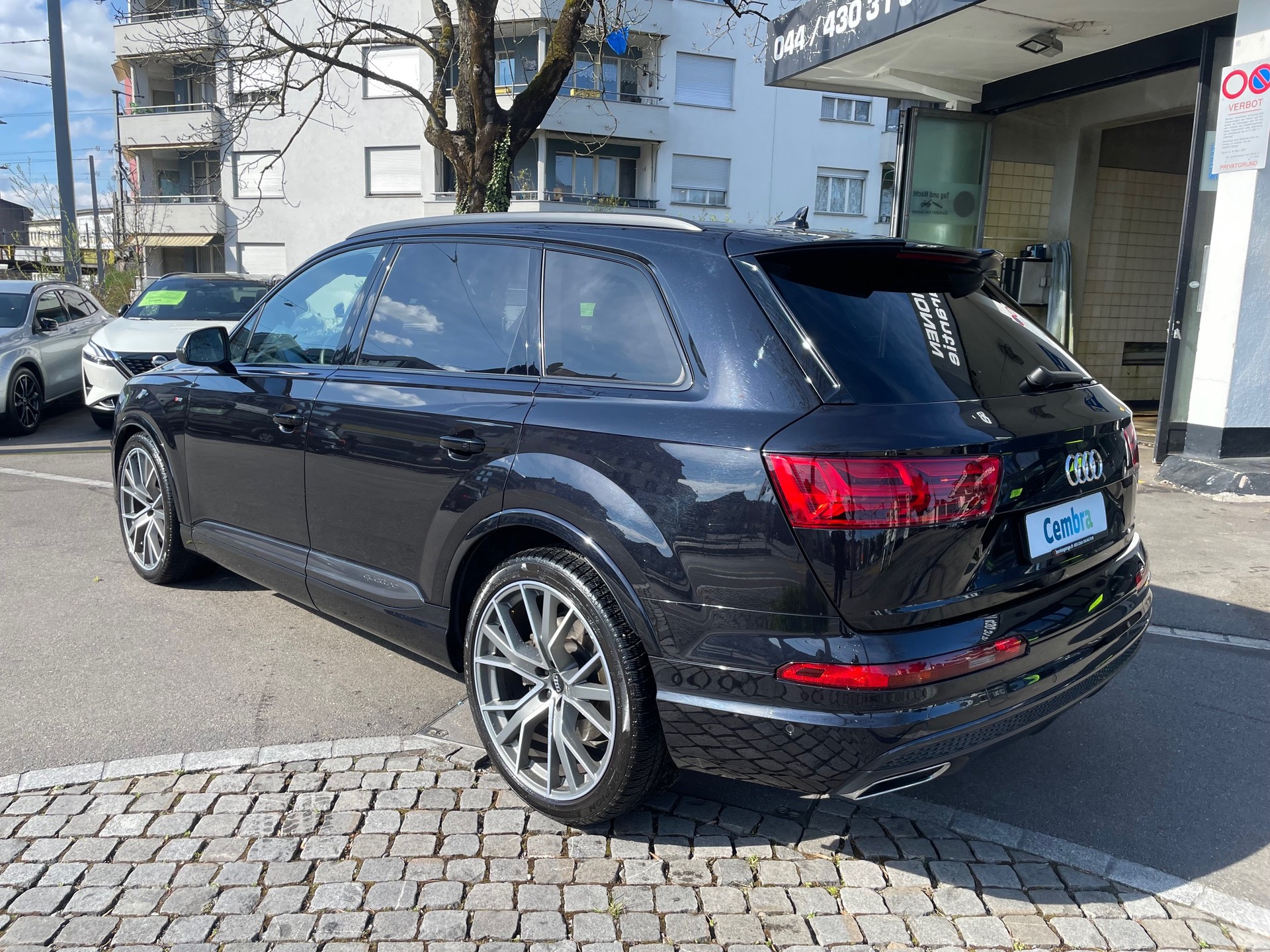 AUDI Q7 50 TDI S Line quattro Tiptronic 7-Plätzer-showroom-element-2