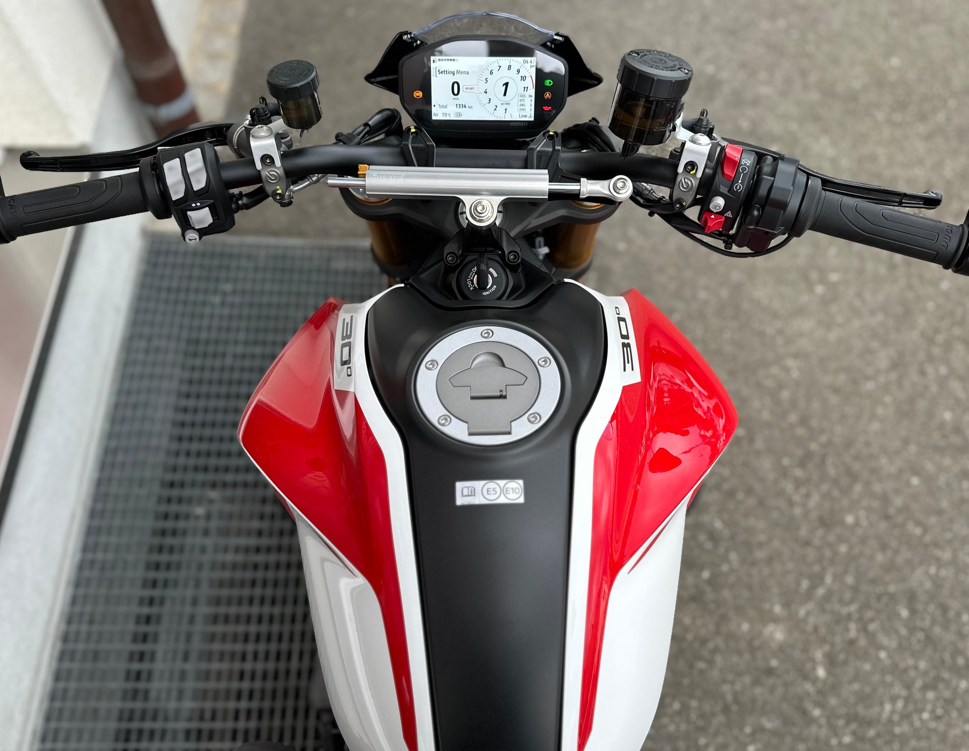 DUCATI Monster *LIMITED 30 Anniversario*-image-9