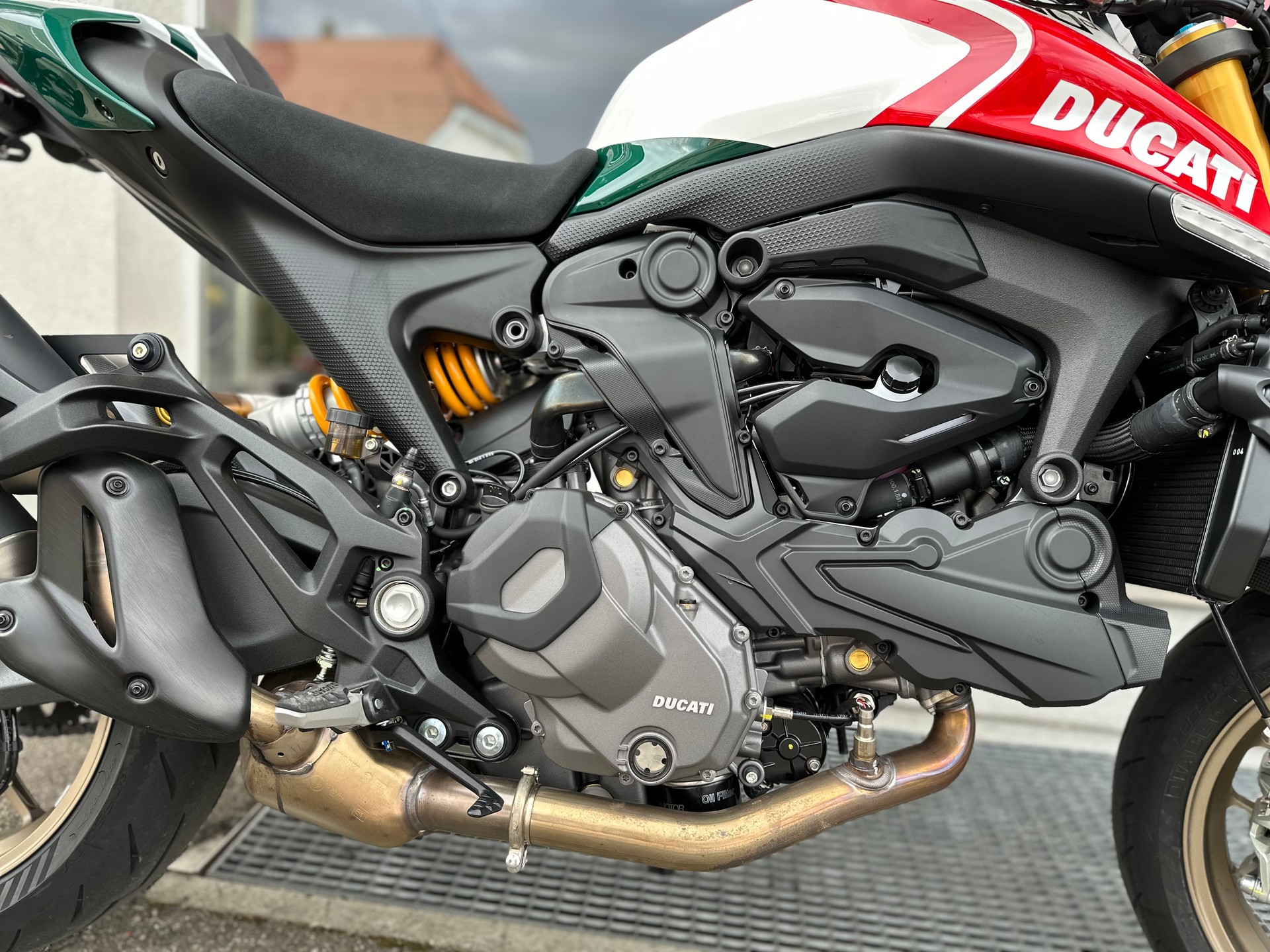 DUCATI Monster *LIMITED 30 Anniversario*-image-5